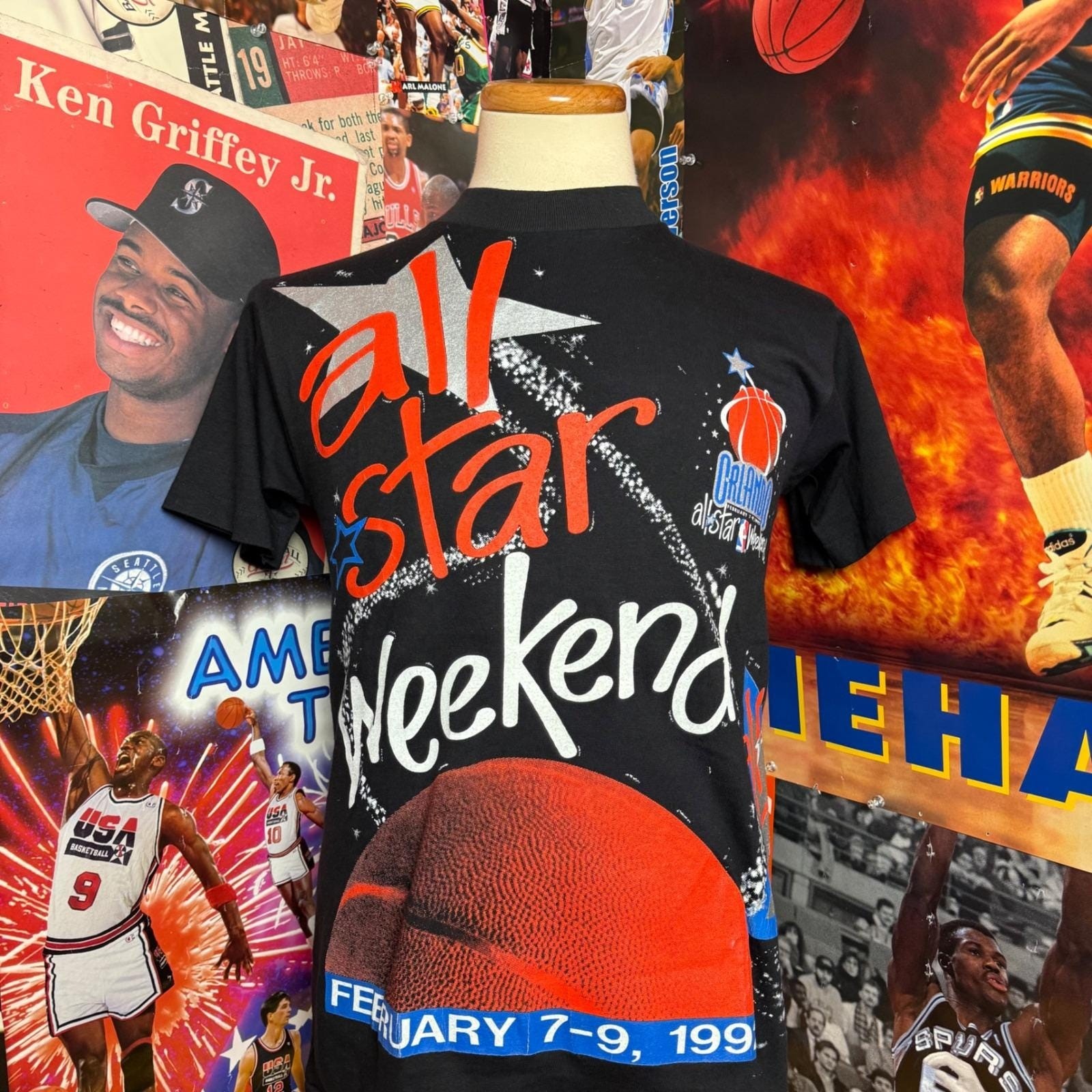 Vintage 1992 NBA All Star Weekend Orlando Aerial Assault T Shirt Mens Sz Medium Vintage 1992 NBA All Star Weekend Orlando Aerial Assault T Shirt Mens Sz Medium