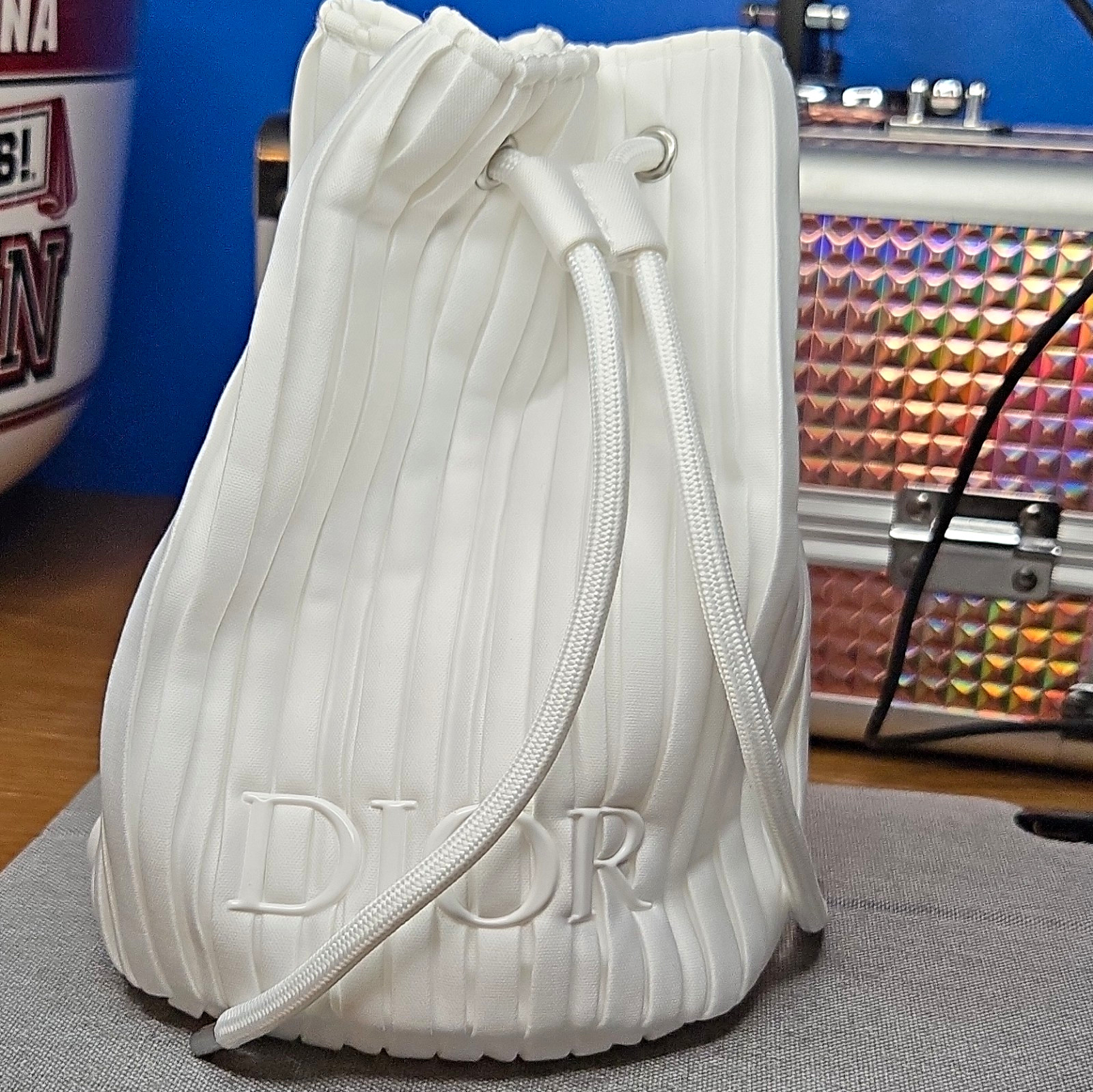 Dior White Drawstring Bucket Bag Logo Small Women’s Shoulder Strap Silver Dior White Drawstring Bucket Bag Logo Small Women’s Shoulder Strap Silver