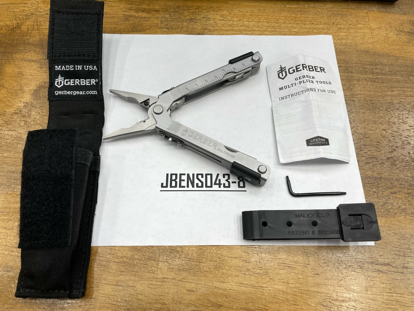 Gerber Tools Stainless Steel Needle Nose Multiplier Multi-Tool w/ Cutter MP600 Gerber Tools Stainless Steel Needle Nose Multiplier Multi-Tool w/ Cutter MP600