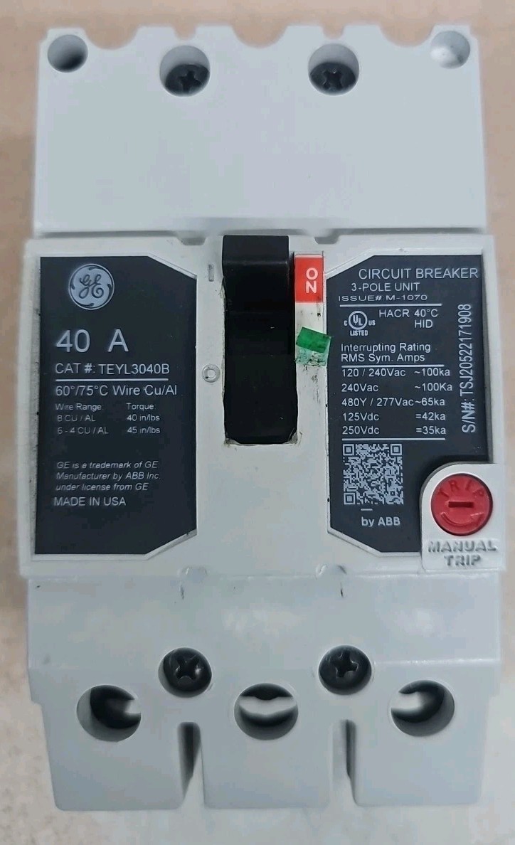 GE TEYL3040B 40A 480V 3 Pole Molded Case Circuit Breaker SEE PICS GE TEYL3040B 40A 480V 3 Pole Molded Case Circuit Breaker SEE PICS