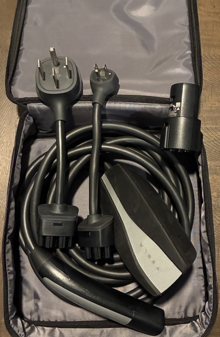 OEM Tesla Charging Cable Gen 2 for Model S 3 X Y Mobile Home Charging OEM Tesla Charging Cable Gen 2 for Model S 3 X Y Mobile Home Charging
