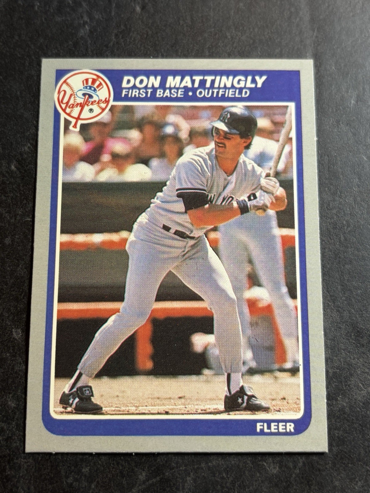 1985 Fleer Don Mattingly #133 - New York Yankees 1985 Fleer Don Mattingly #133 - New York Yankees