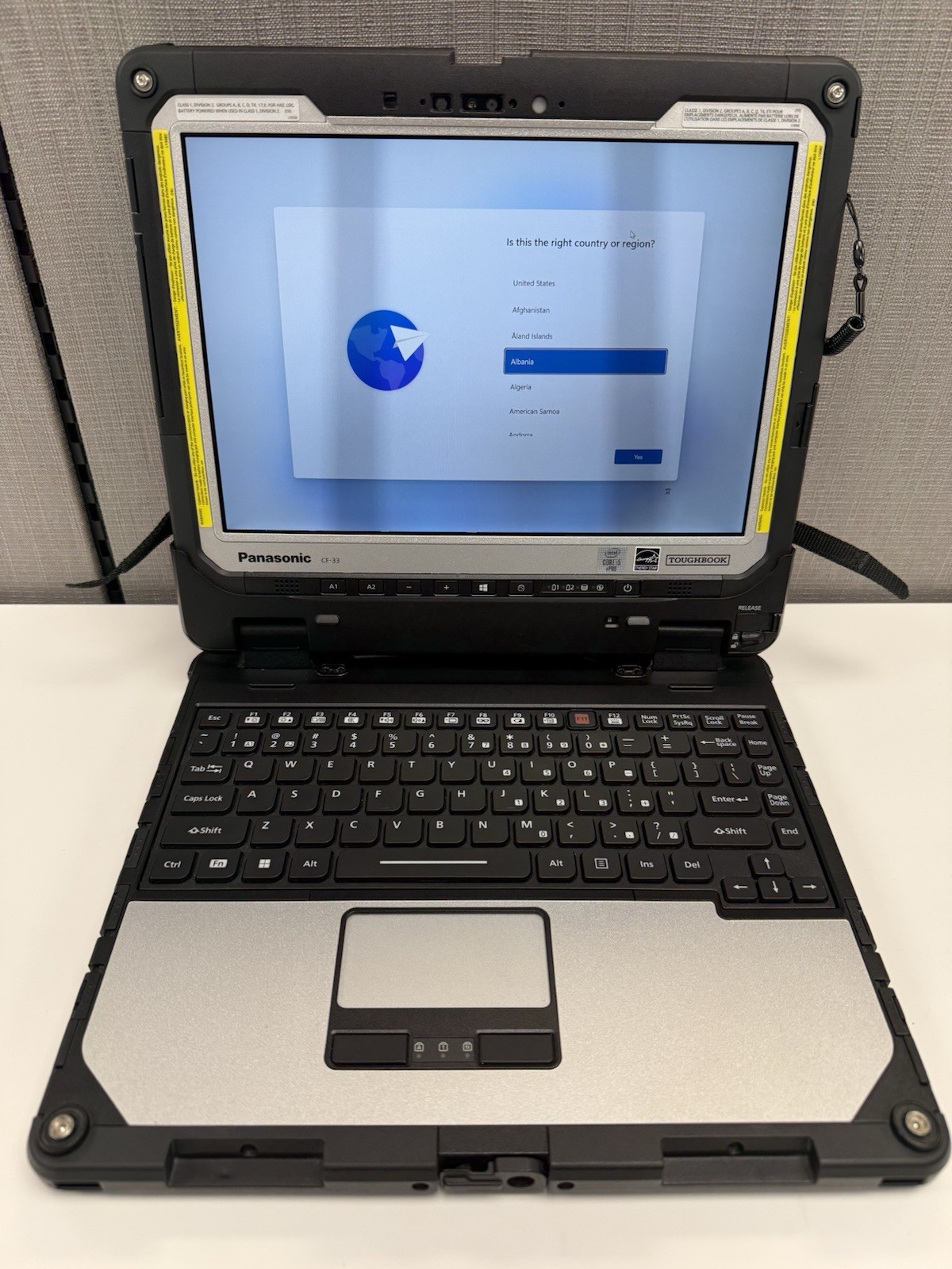 Panasonic Toughbook CF-33 MK2 i5-10310U 16GB 512GB, GPS 4G LTE Win11Pro