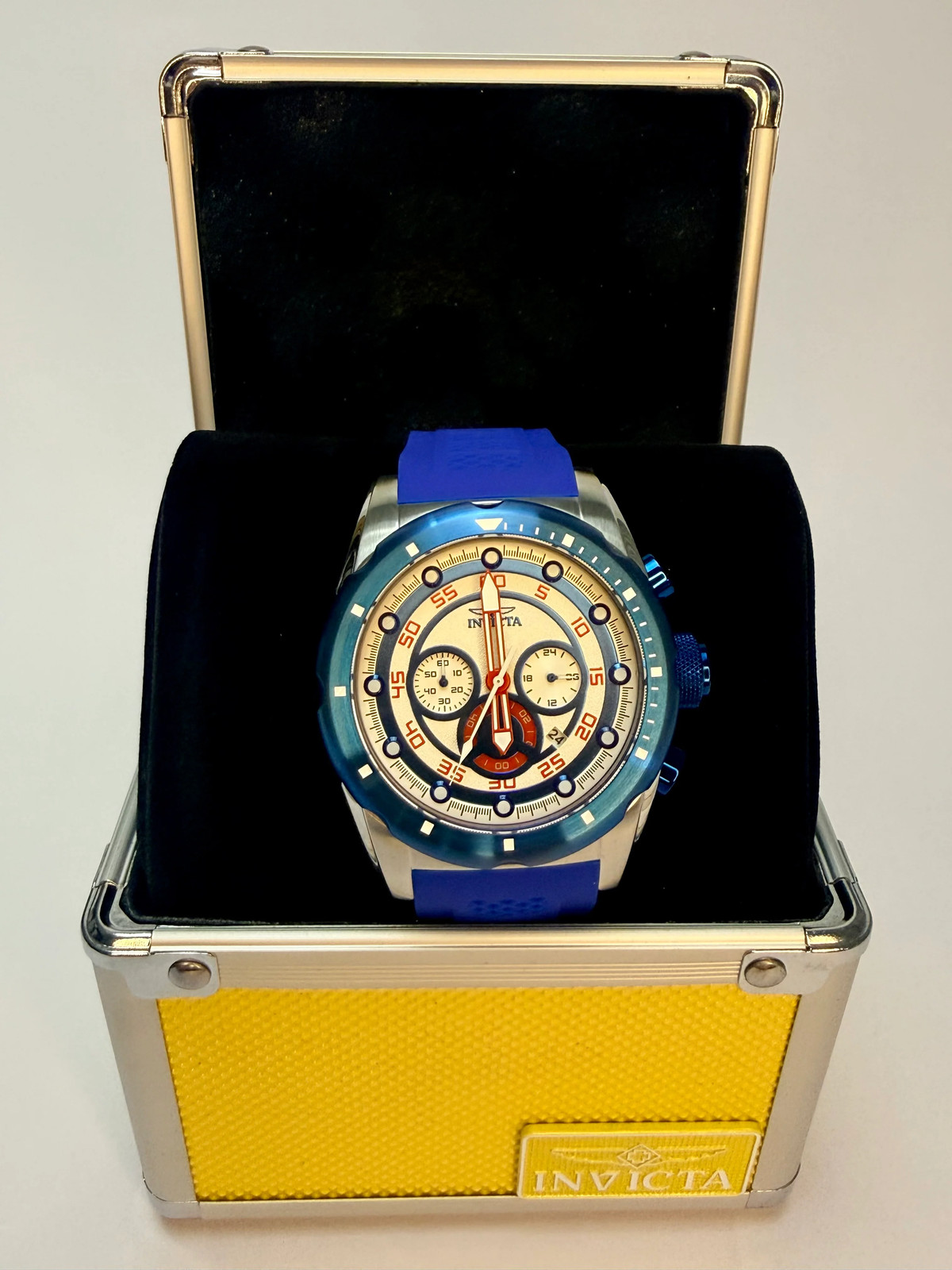69837 Invicta Speedway Nacrite Chronograph 50mm Blue Dial Blue Silicone Band