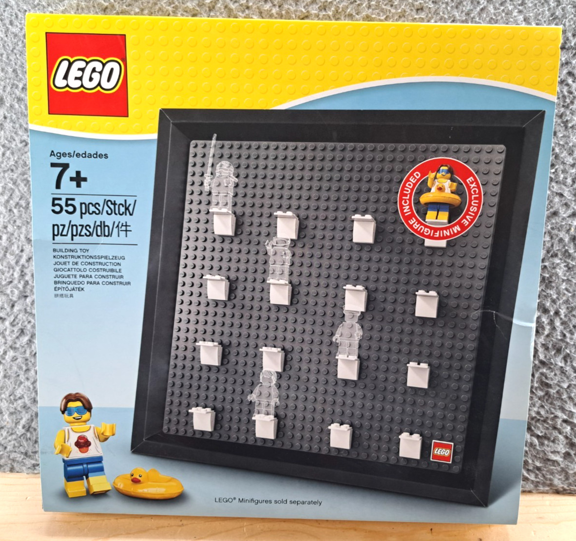 LEGO Minifigure Collector Frame #5005359 Exclusive CMF Beach Party Minifigure 
