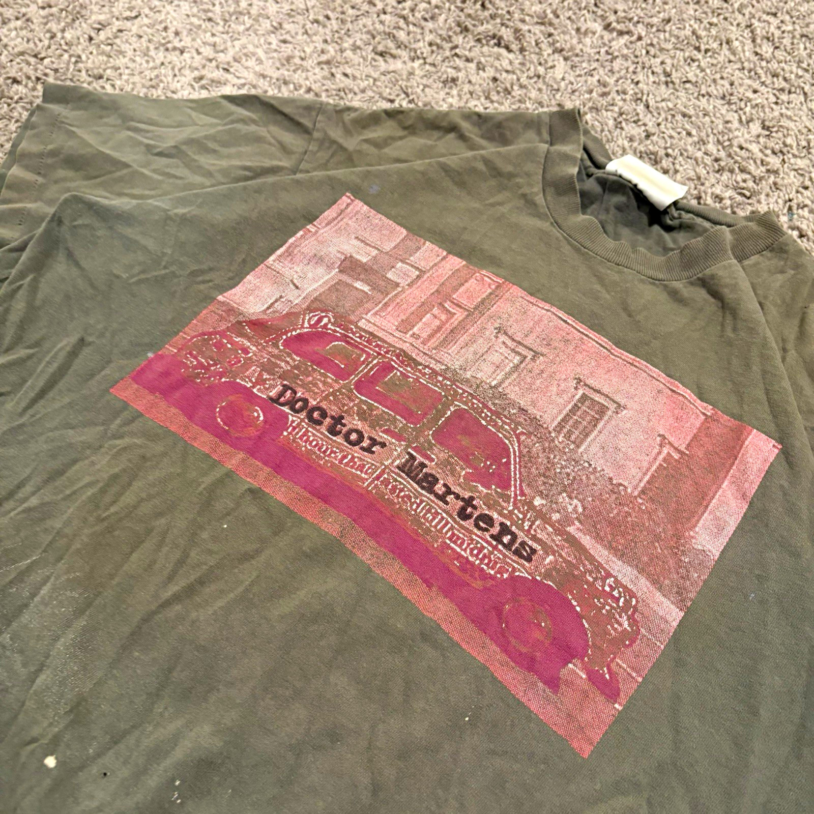 Dr. Martens Men\'s Green Graphic Print Crew Neck Short Sleeve T-Shirt Size M/L Dr. Martens Men\'s Green Graphic Print Crew Neck Short Sleeve T-Shirt Size M/L