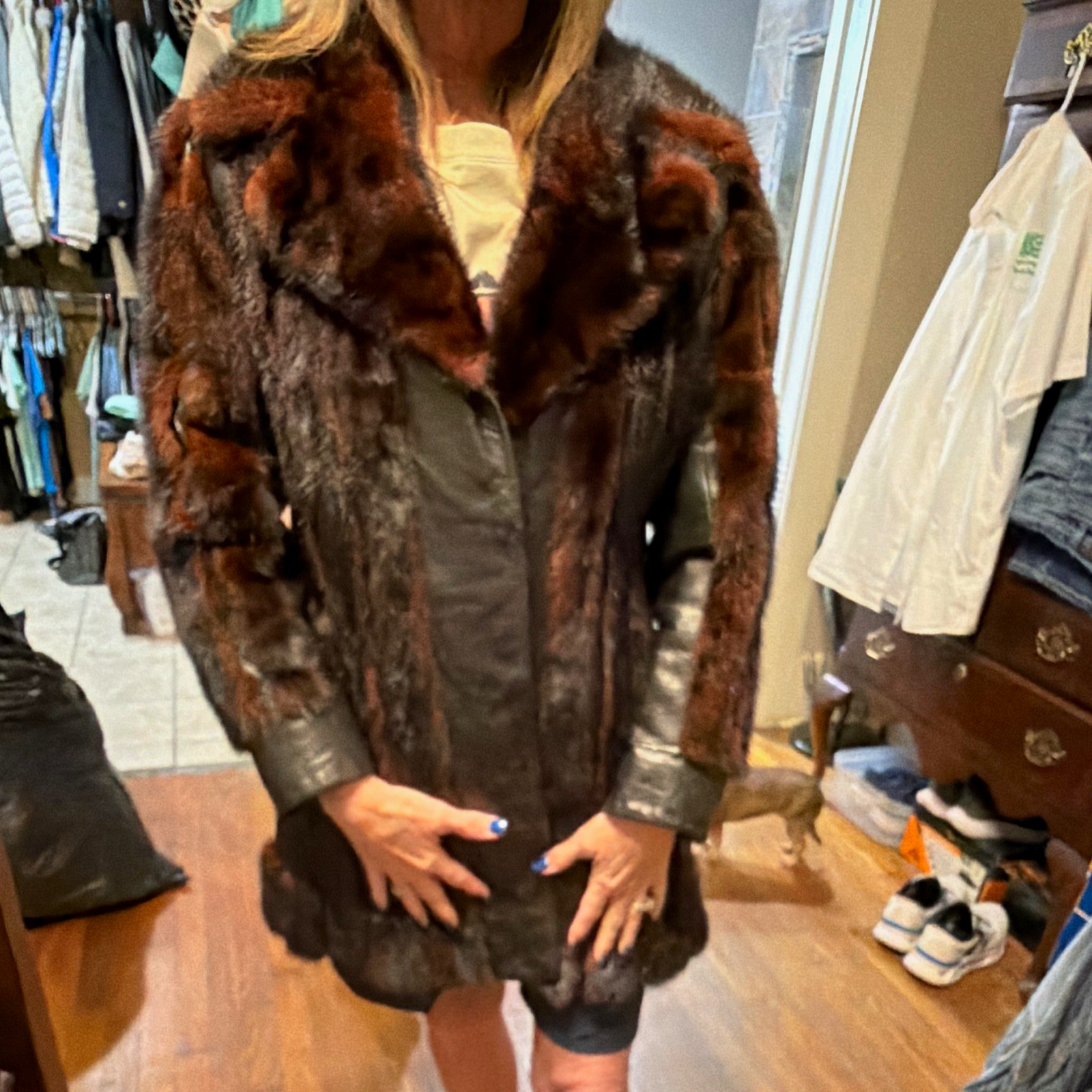 Bruno & Joseph Furs, Inc. Vintage Women\'s Brown/Black Mid-Length Lined Coat M