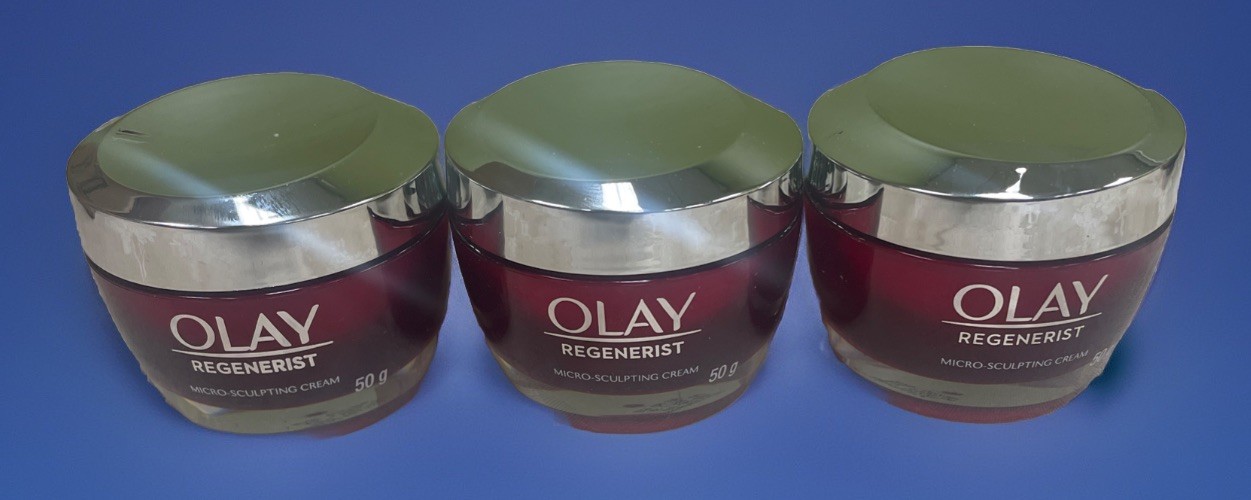 Olay Regenerist Micro-Sculpting Cream Anti Aging Moisturizer 1.7oz (50g) 3 Jars Olay Regenerist Micro-Sculpting Cream Anti Aging Moisturizer 1.7oz (50g) 3 Jars