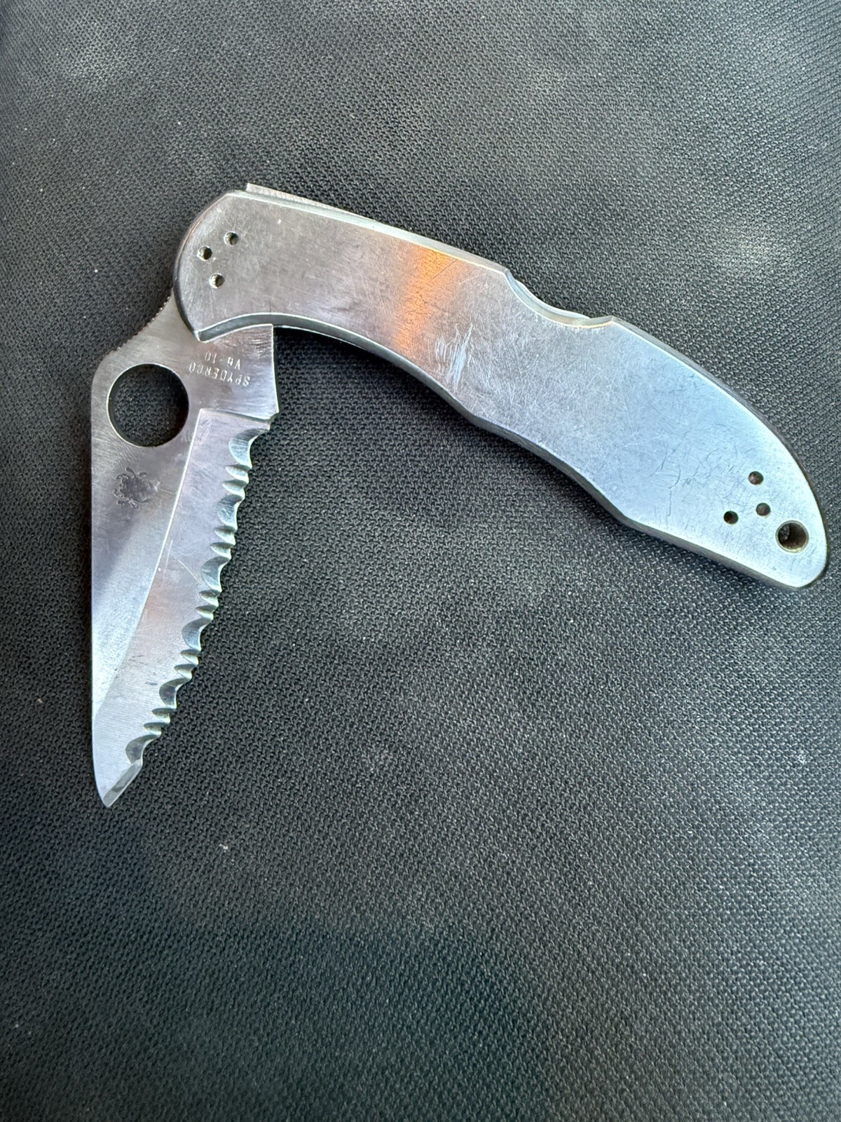 Vintage Rare SPYDERCO V8-10 Police Seki-City Japan Full Serrated Overall 7”