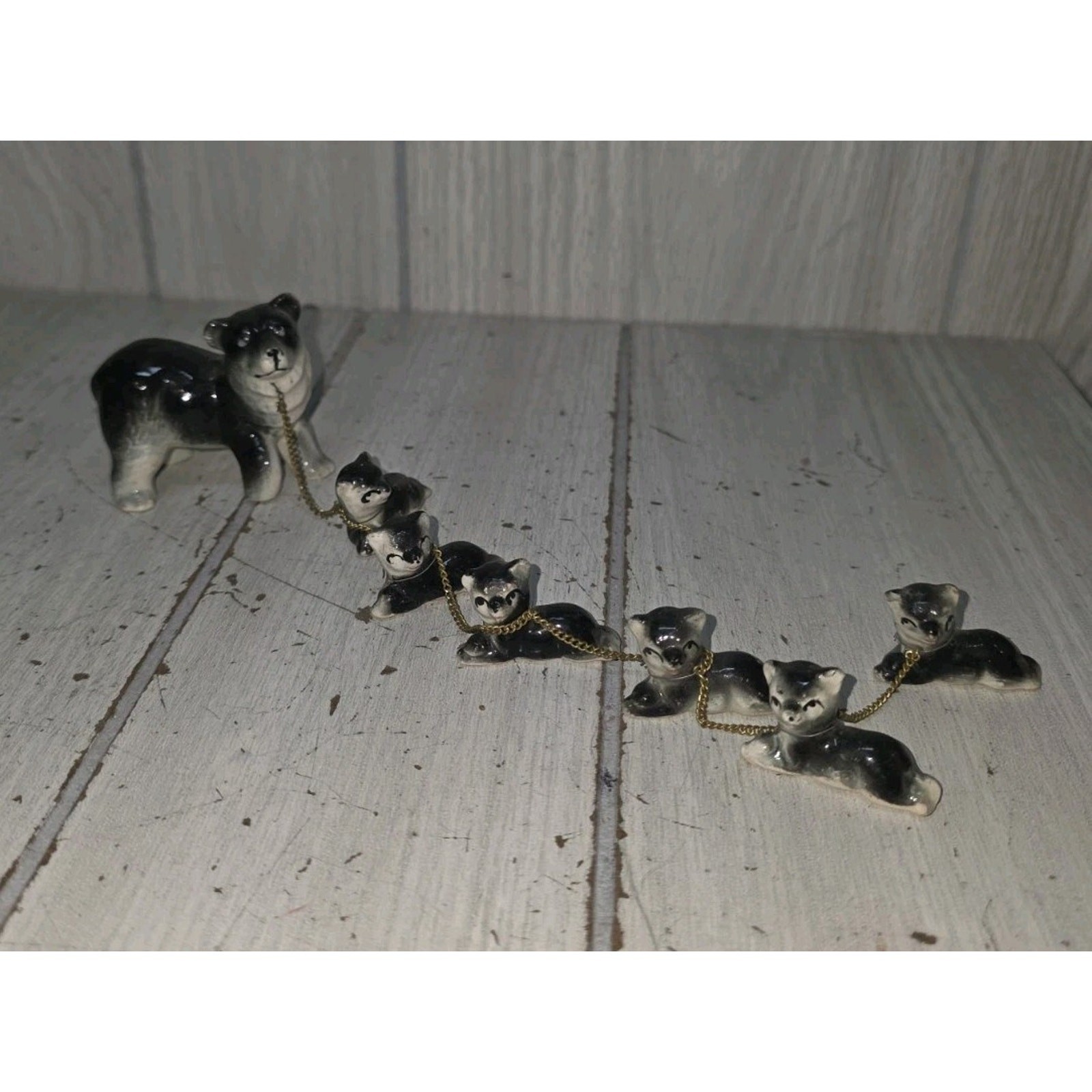 Vintage Sonsco Mama Bear 6 Cubs On Chain Japan Black Bear Family Figurines00 Vintage Sonsco Mama Bear 6 Cubs On Chain Japan Black Bear Family Figurines00