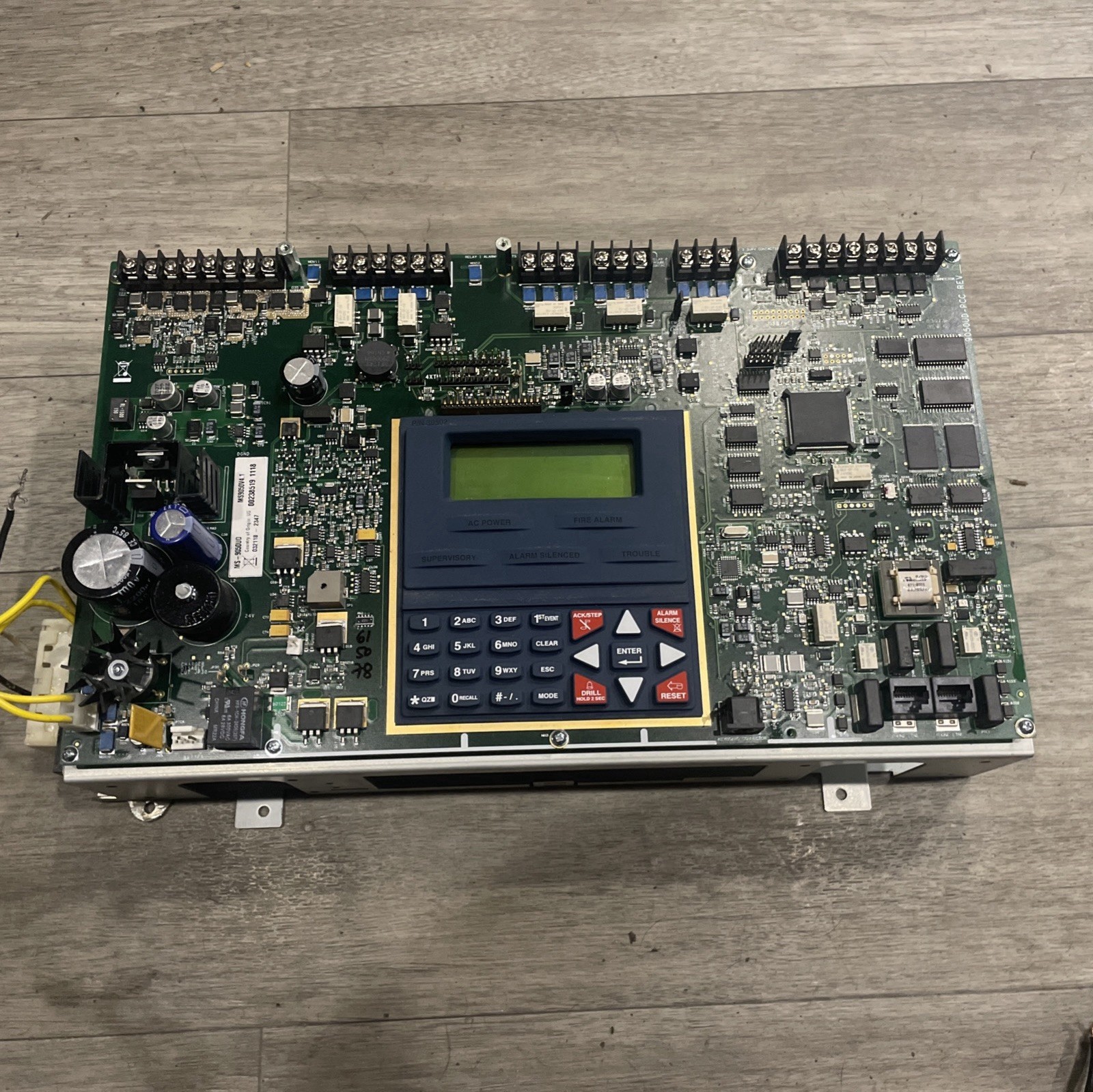 Fire Alarm Fire-Lite MS-9050UD Control Panel NOT WORKING FOR PARTS Fire Alarm Fire-Lite MS-9050UD Control Panel NOT WORKING FOR PARTS
