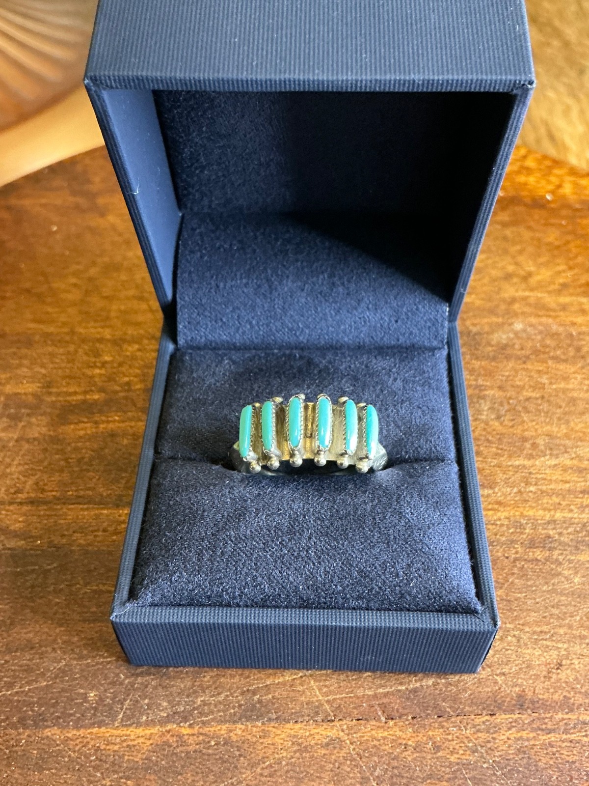 Vtg Zuni Janice Paloma Sterling Silver Turquoise Needlepoint 6 Stone Row Ring
