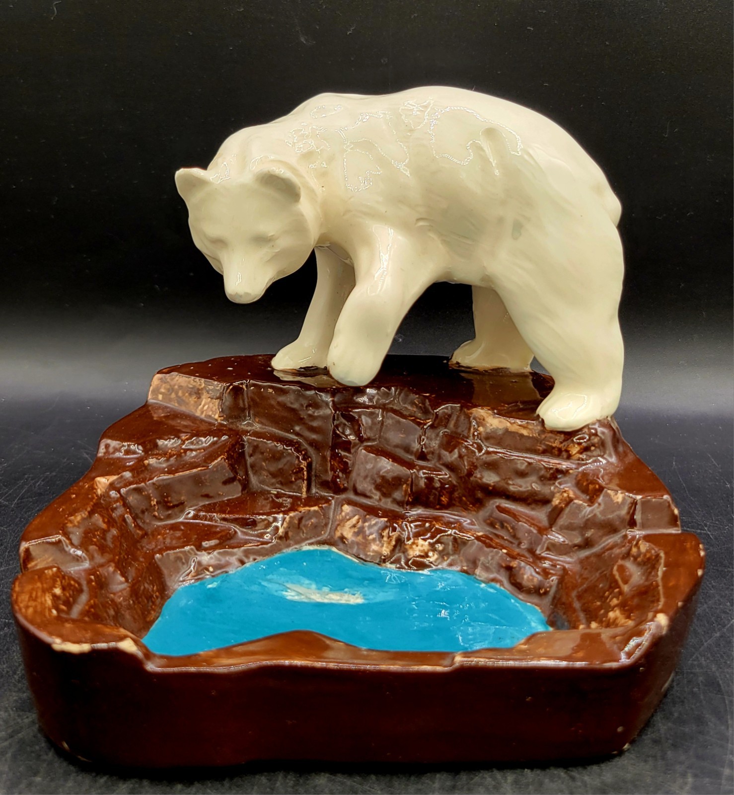 RARE VINTAGE - WHITE POLAR BEAR CIGARETTE CIGAR PAINTED CERAMIC TABLE ASHTRAY 5 RARE VINTAGE - WHITE POLAR BEAR CIGARETTE CIGAR PAINTED CERAMIC TABLE ASHTRAY 5