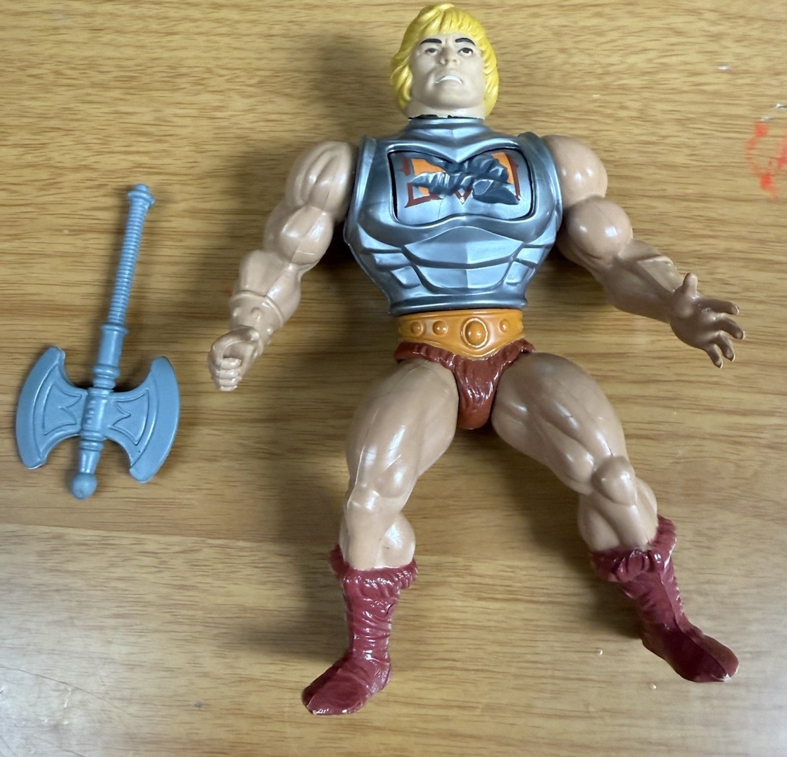 Vintage 1983 MOTU Battle Armor He-Man Action Figure Battle Chest Soft head Axe Vintage 1983 MOTU Battle Armor He-Man Action Figure Battle Chest Soft head Axe