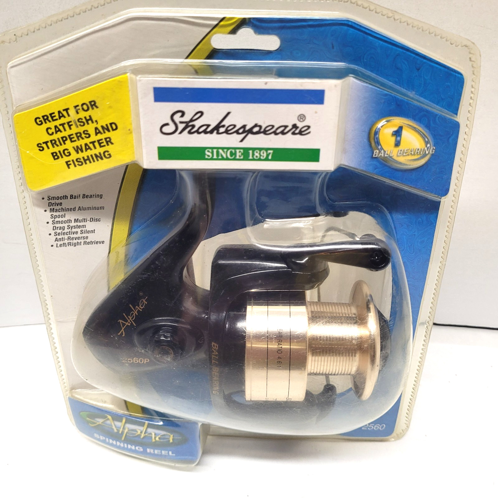 Shakespeare Alpha 2560P Catfish Stripers Big Water Spinning Fishing Reel New
