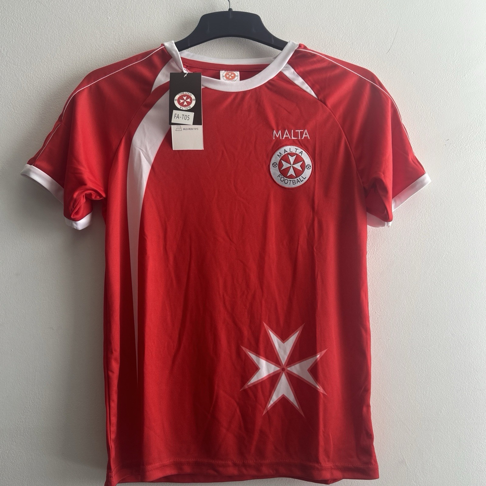 Malta Home Football Shirt New with Tag - Maltese Souvenir - Size Small Adult Malta Home Football Shirt New with Tag - Maltese Souvenir - Size Small Adult