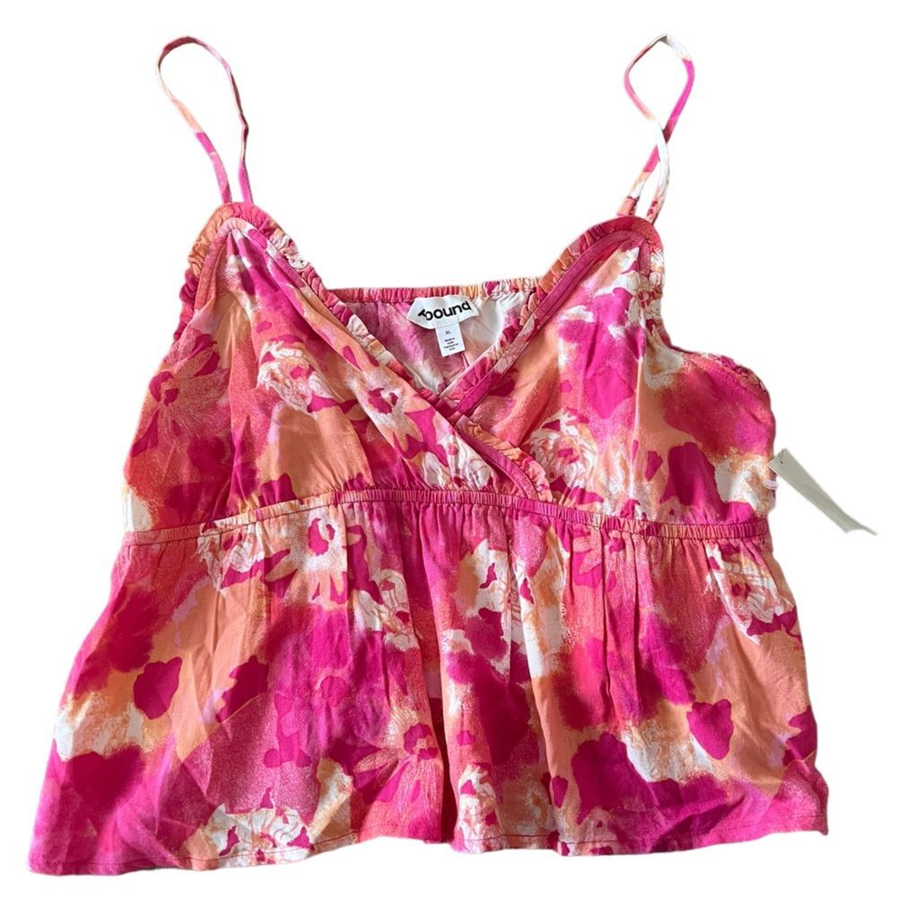 NWT ABOUND floral top NWT ABOUND floral top