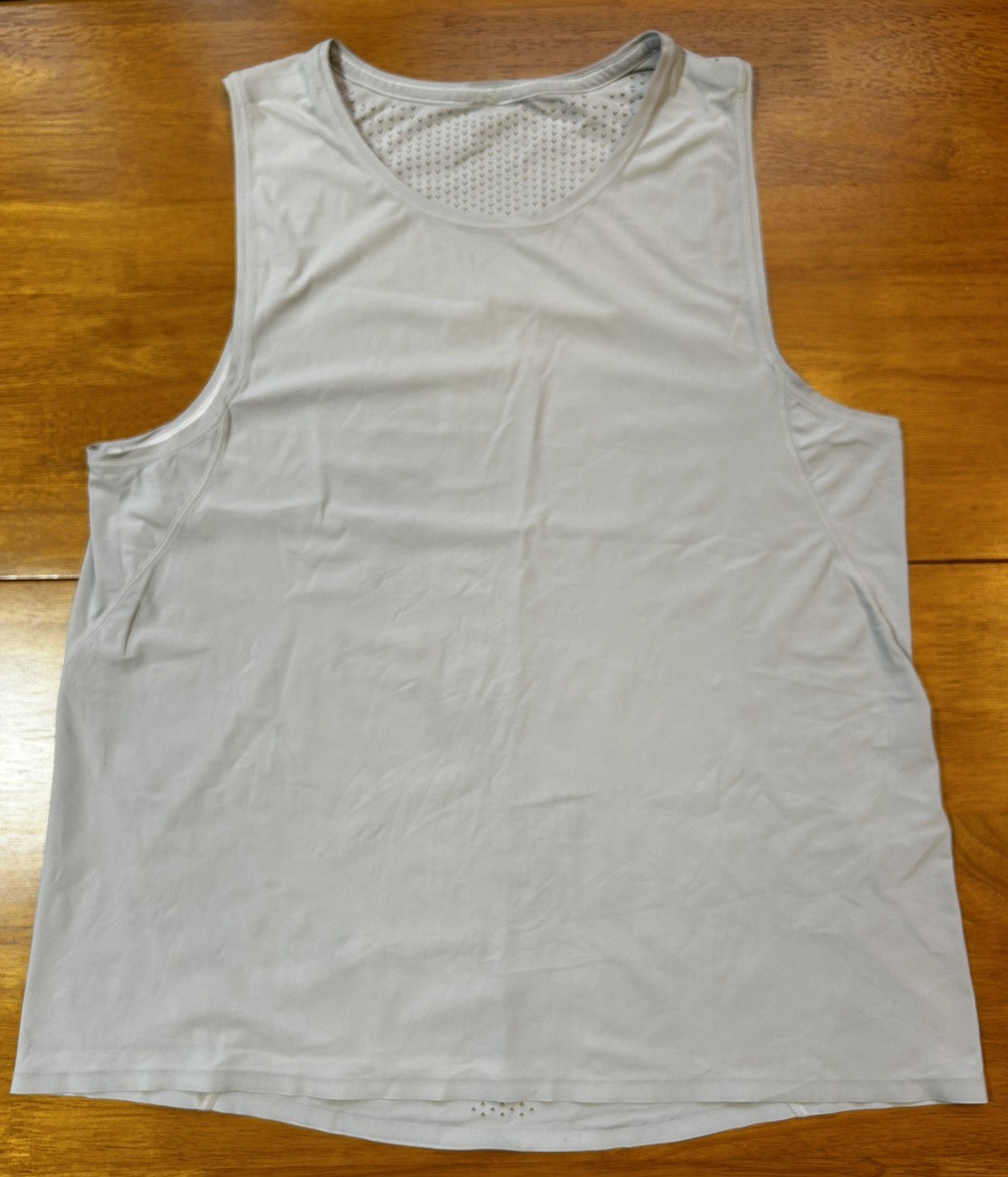 Lululemon Run On Tank Top Light Chrome Grey Open Back Mesh Running Womens Size 8