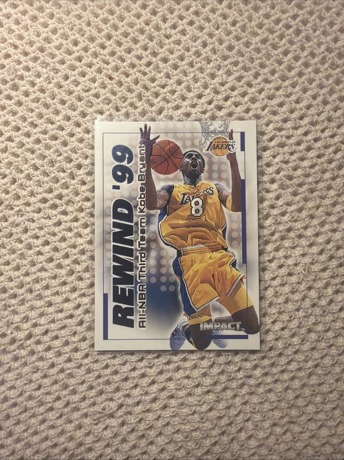 1999-00 Skybox Impact - Rewind \'99 Kobe Bryant #28 RN