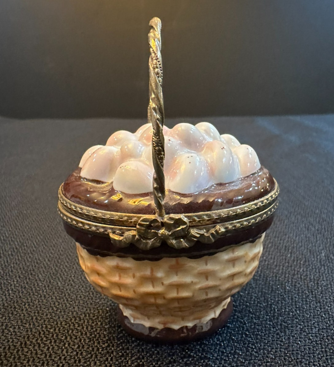 Limoges France Peint Main Egg Basket w/Handle Trinket Box Limoges France Peint Main Egg Basket w/Handle Trinket Box