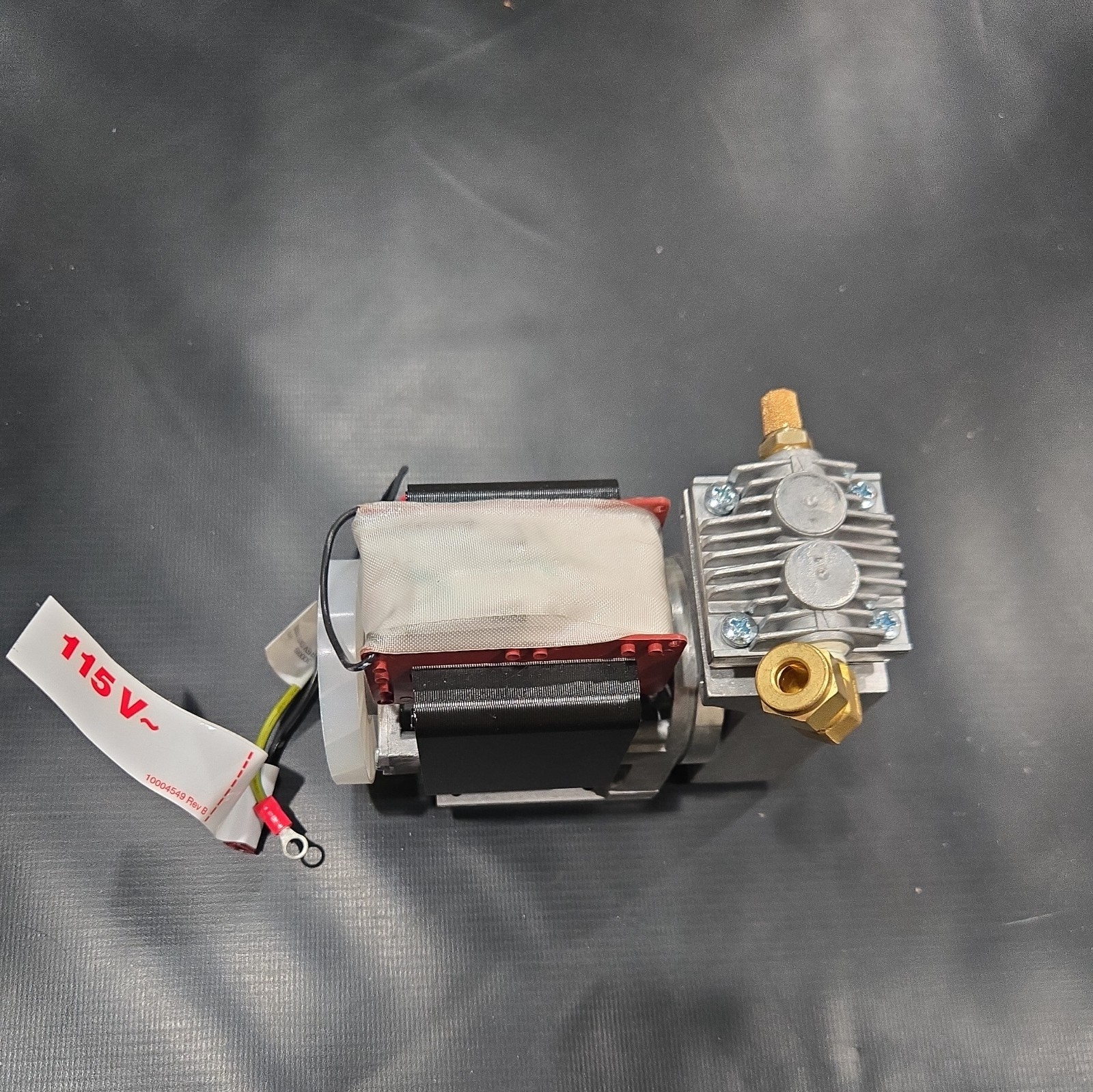 Steris Corporation 1E 115V Air Compressor 10004454 NEW Tested Steris Corporation 1E 115V Air Compressor 10004454 NEW Tested