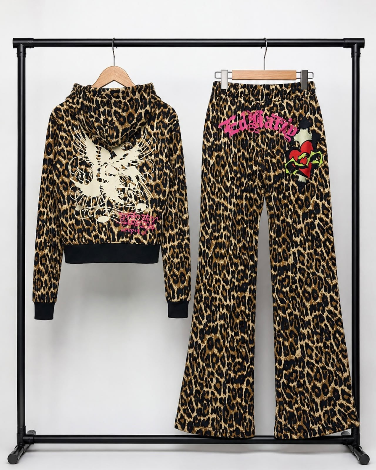 Ed Hardy Women\'s Leopard Print Tracksuit Ed Hardy Women\'s Leopard Print Tracksuit