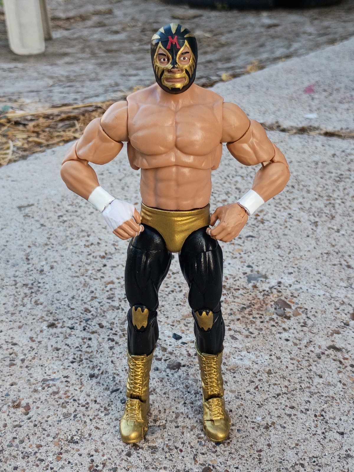 Custom Wrestling Lucha Libre Mil Mascaras Action Figure. (Read Description) Custom Wrestling Lucha Libre Mil Mascaras Action Figure. (Read Description)