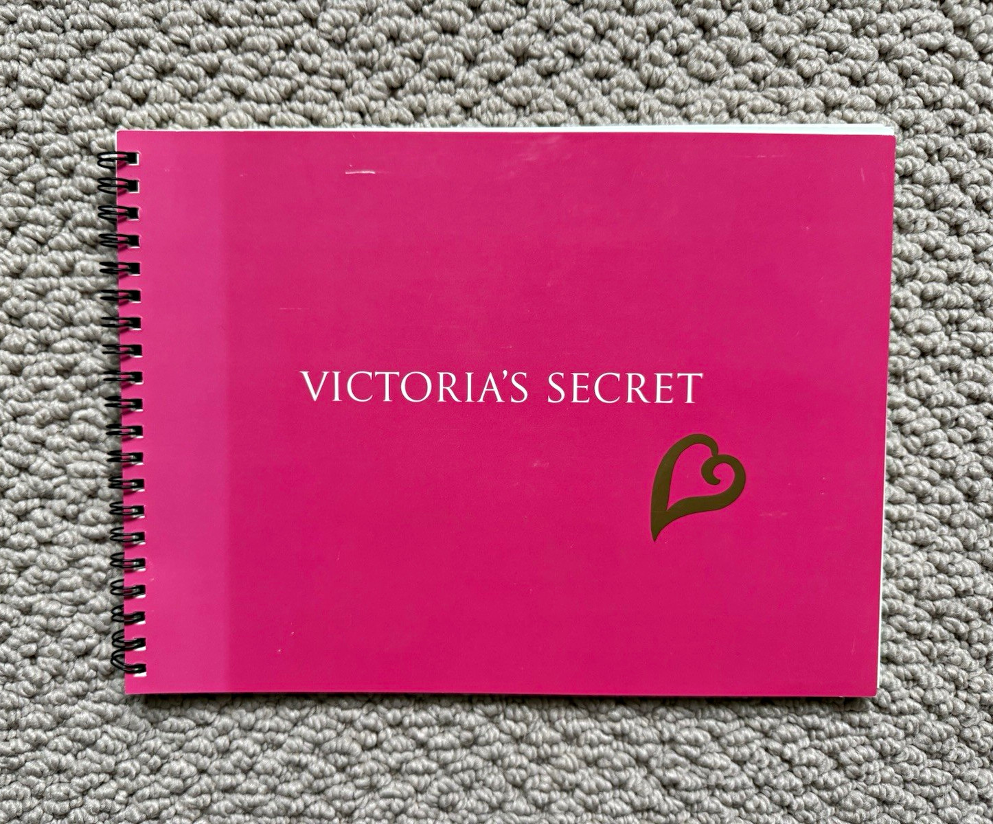RARE Vintage Victoria's Secret Internal Brand Identity book Who Is Victoria?