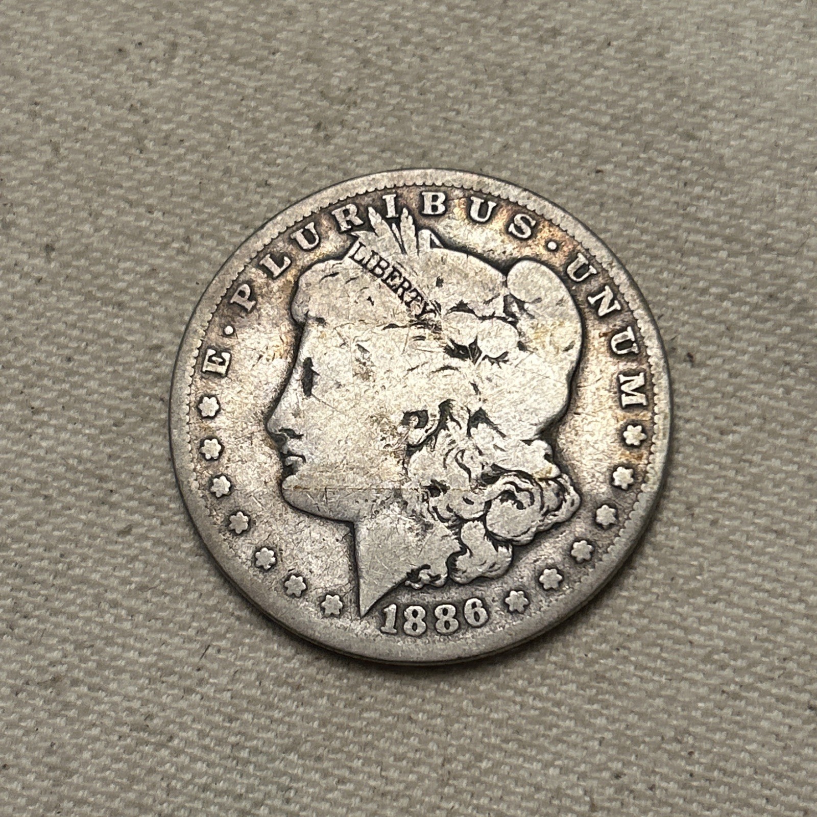 1886-S MORGAN DOLLAR ~ RI15
