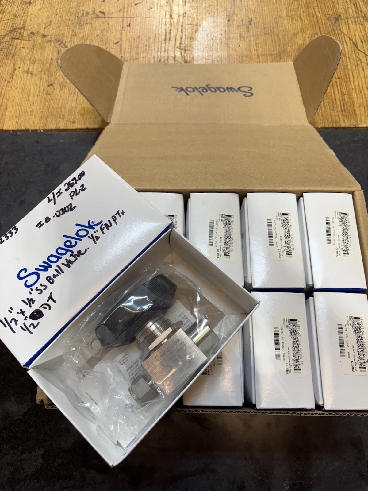 Qty 10 NEW Swagelok Valve SS-45F8-S8 Stainless Steel 1/2” NPT To 1/2” Tubing Qty 10 NEW Swagelok Valve SS-45F8-S8 Stainless Steel 1/2” NPT To 1/2” Tubing