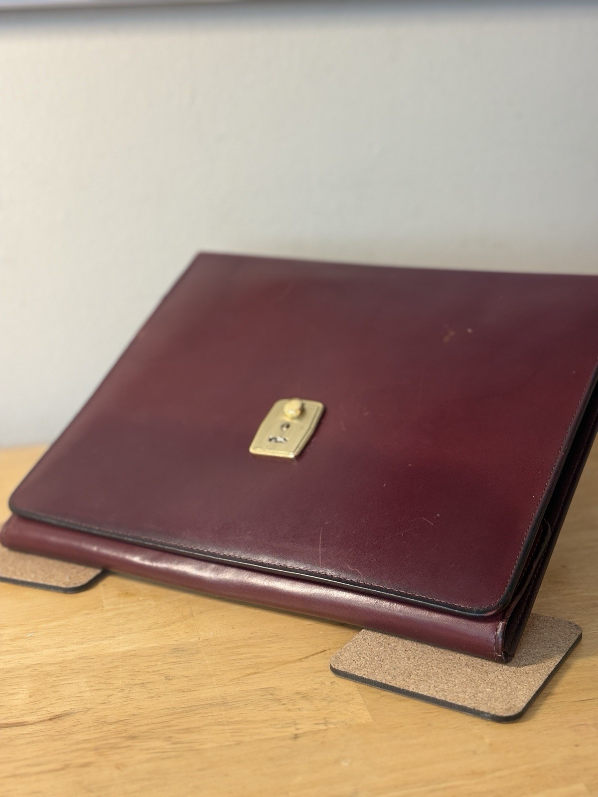 Vintage Bosca Full Grain Leather Burgundy Legal Padfolio Portfolio Organizer
