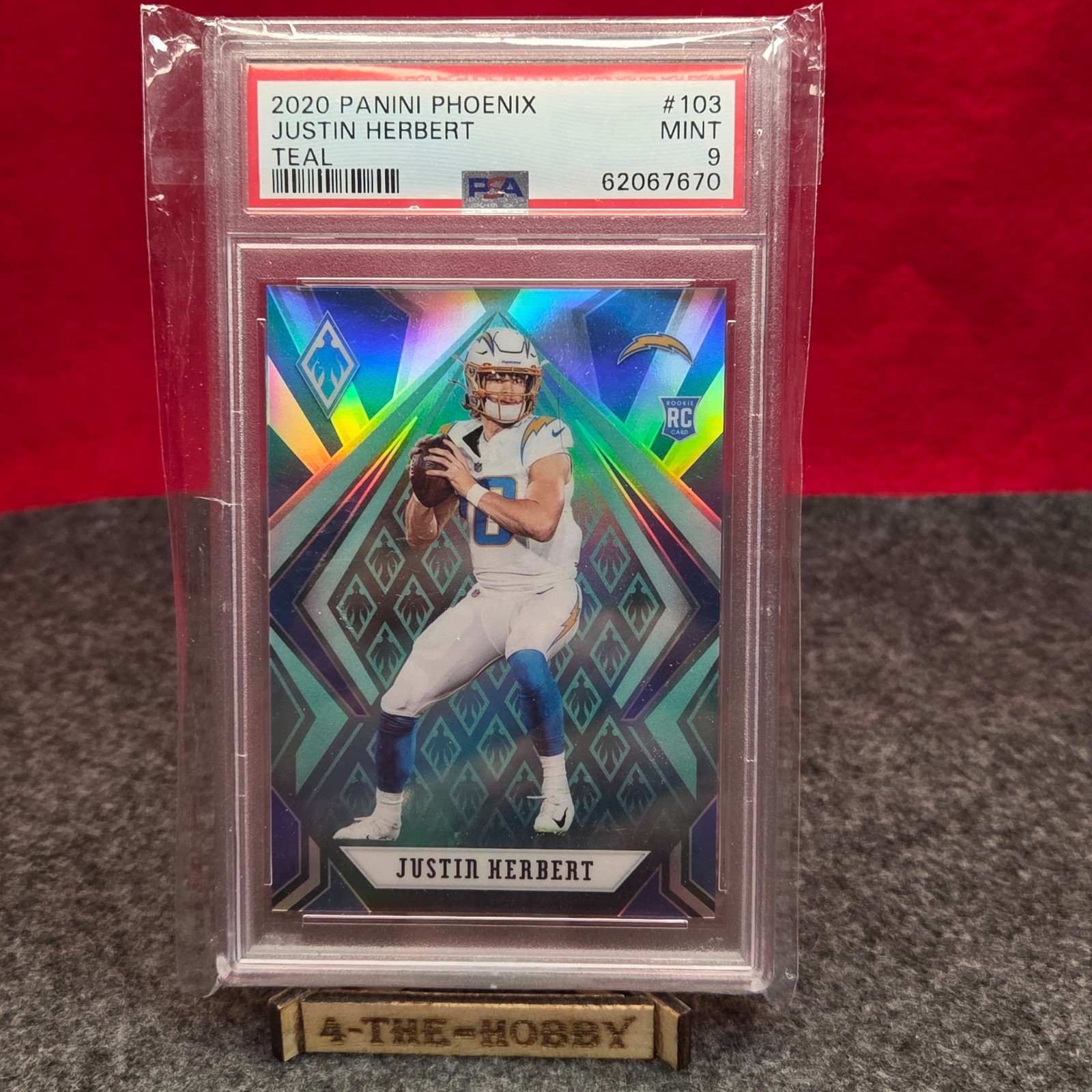 2020 Panini Phoenix Justin Herbert #103 Teal PSA 9 142/175 Rookie Chargers