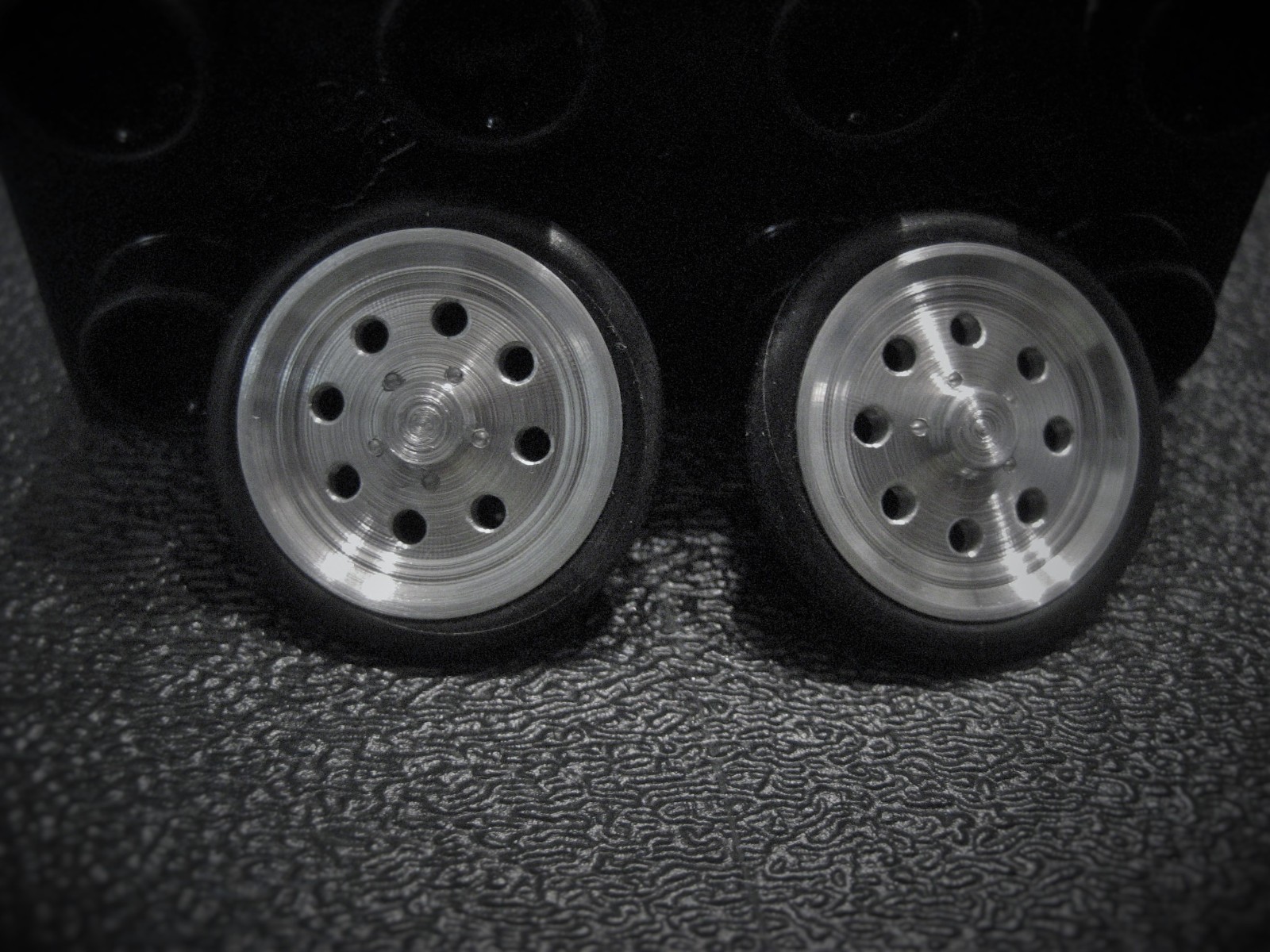 Scale Repro\'s Plus 8003 1/24,1/25  Top Fuel Front Wheels/ 8 Hole cluster
