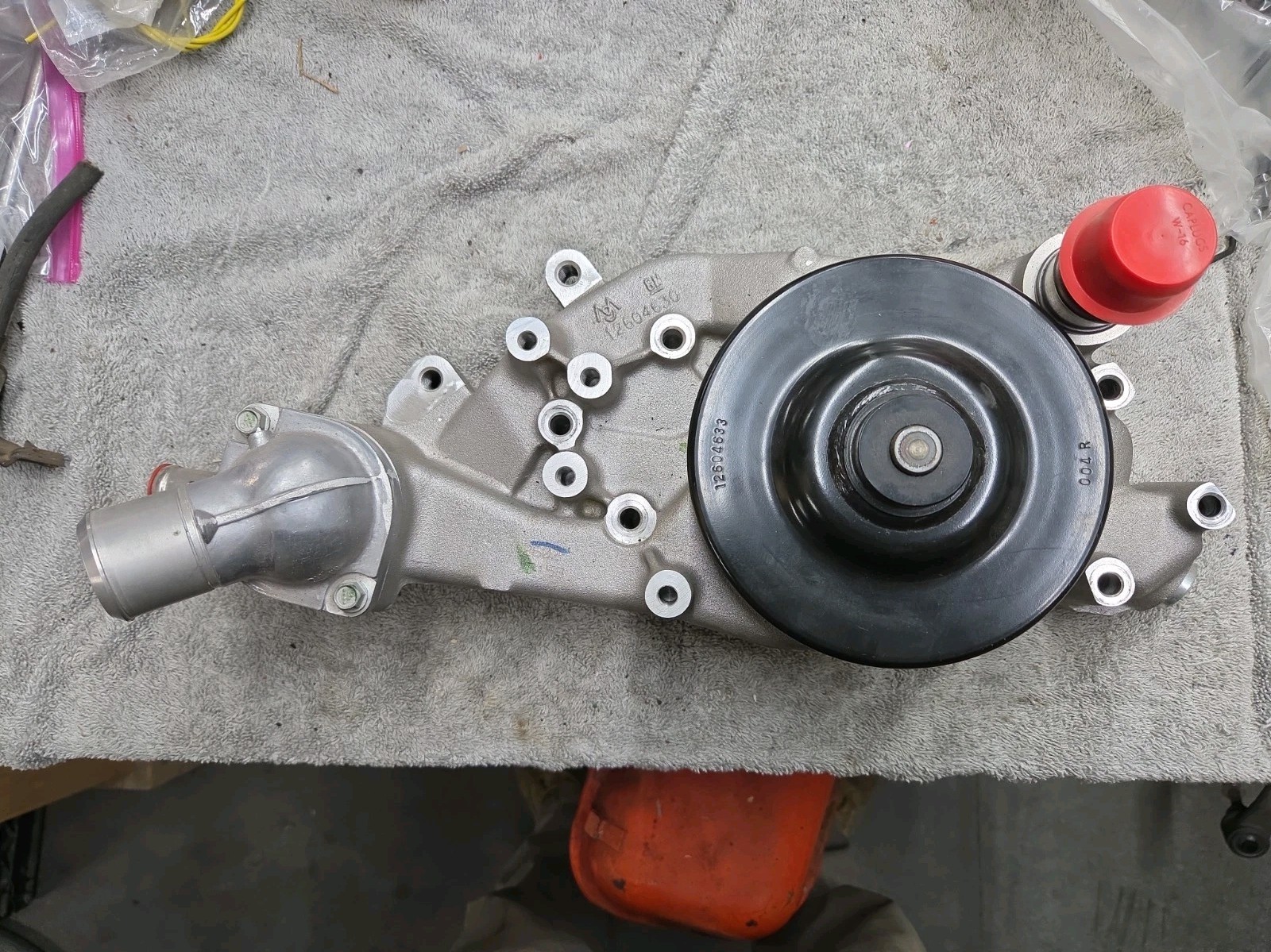 Factory GM LS3 Water Pump W/ Thermostat 12604630 Crate Engine Take-Off Factory GM LS3 Water Pump W/ Thermostat 12604630 Crate Engine Take-Off