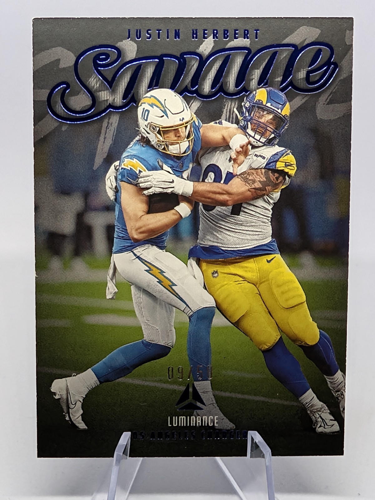 2023 Panini Luminance - Savage Justin Herbert #SAV-6 Blue /50 VERY RARE 🔥🔥🔥🔥 2023 Panini Luminance - Savage Justin Herbert #SAV-6 Blue /50 VERY RARE 🔥🔥🔥🔥