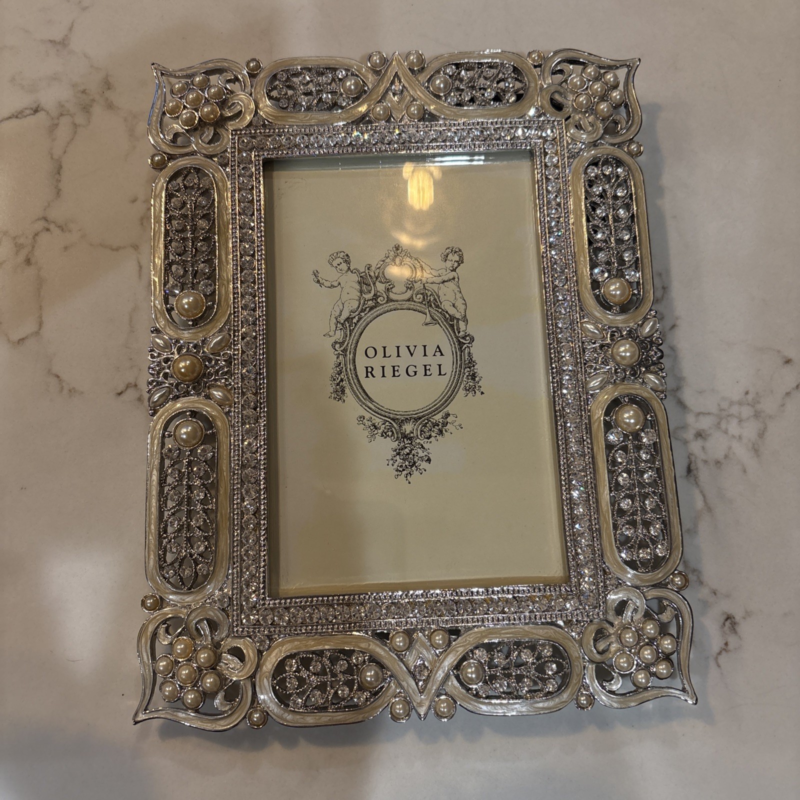 Olivia Riegel Pearl Crystal Jeweled Silver Tone Picture Frame 6 x 8” For 4 x 6” Olivia Riegel Pearl Crystal Jeweled Silver Tone Picture Frame 6 x 8” For 4 x 6”