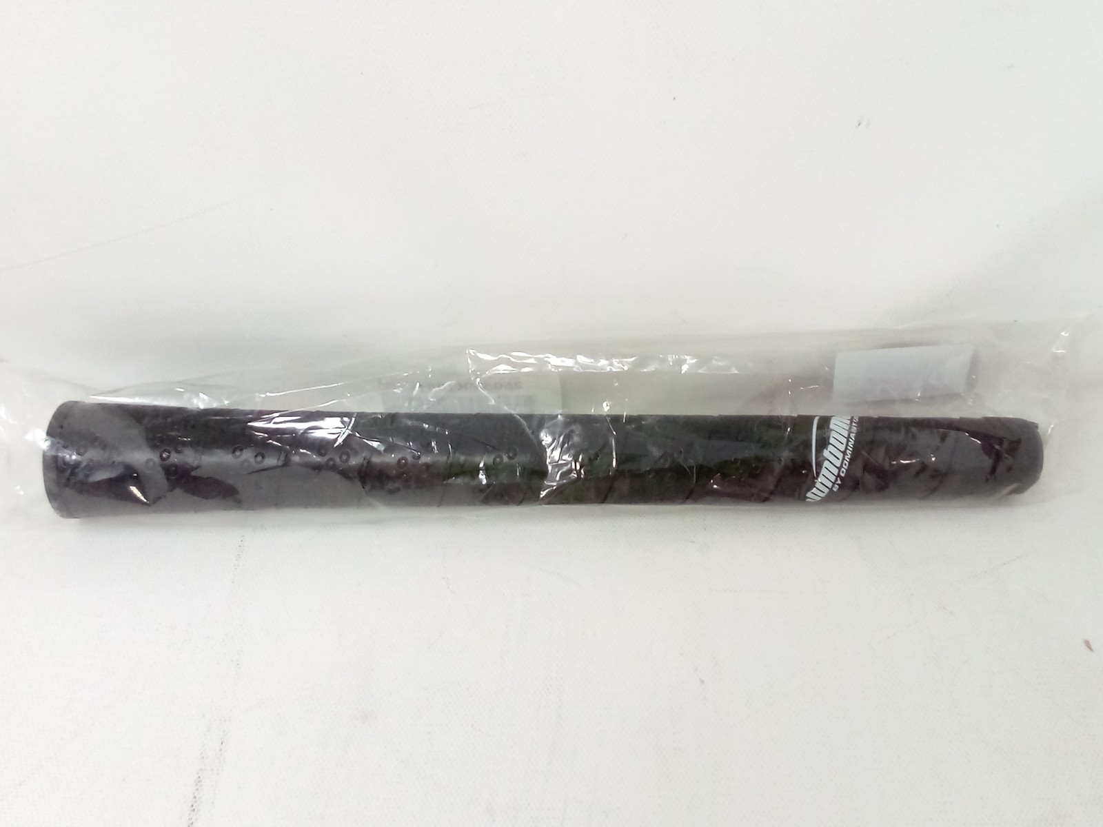 JumboMax Golf Grip, Small (1/4), Black COMFORT WRAP JM200-1100 JumboMax Golf Grip, Small (1/4), Black COMFORT WRAP JM200-1100