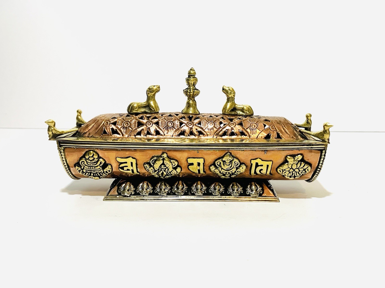 Vintage Nepal Tibetan Buddhist Brass & Copper Incense Burner Llamas Birds Finial Vintage Nepal Tibetan Buddhist Brass & Copper Incense Burner Llamas Birds Finial