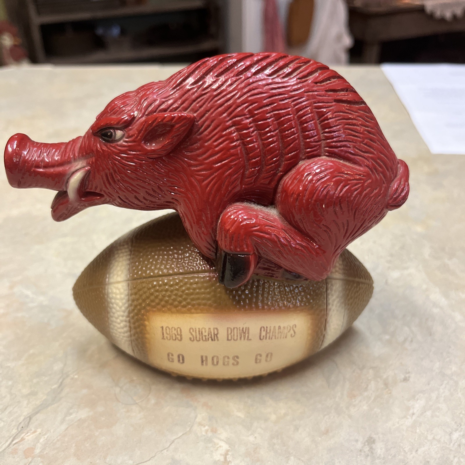 Vtg Warren Art Arkansas Razorbacks 1969 Sugar Bowl Champs chalkware paperweight Vtg Warren Art Arkansas Razorbacks 1969 Sugar Bowl Champs chalkware paperweight