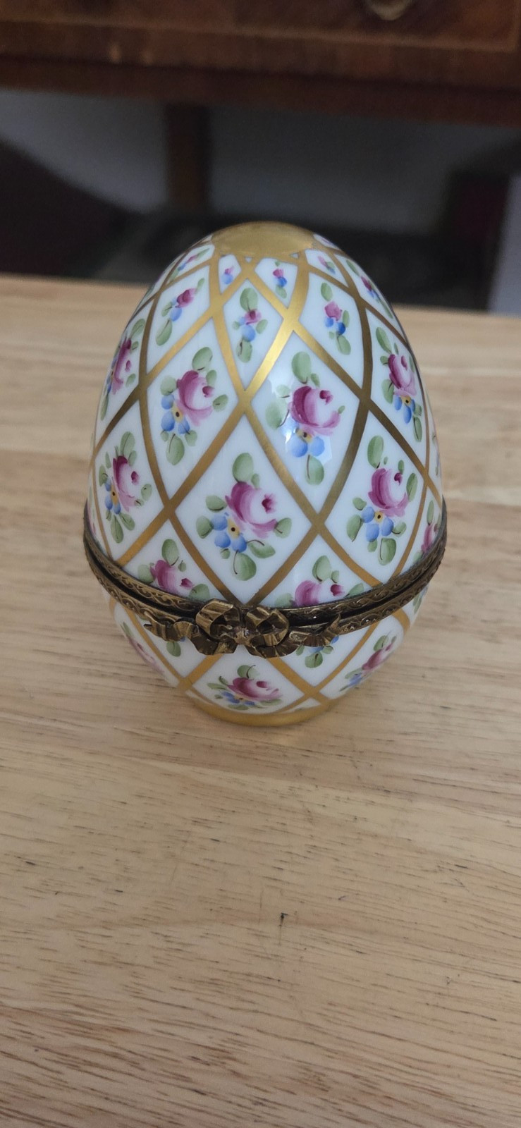 French, Rochard Limoges Hand-painted Porcelain Egg