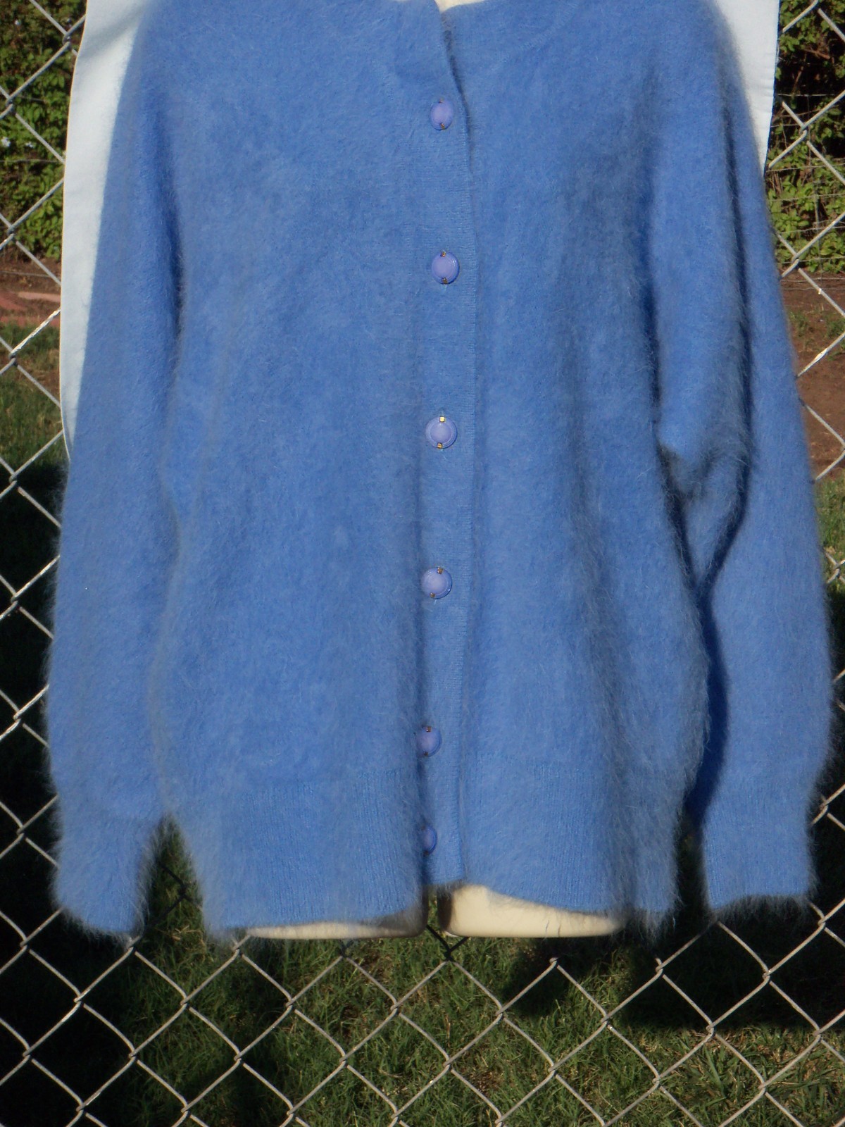 TIME 2 BUY FALL FLUFFY FURRY 80-100% DARK LIGHT BLUE PURE ANGORA CARDI SWEATER TIME 2 BUY FALL FLUFFY FURRY 80-100% DARK LIGHT BLUE PURE ANGORA CARDI SWEATER