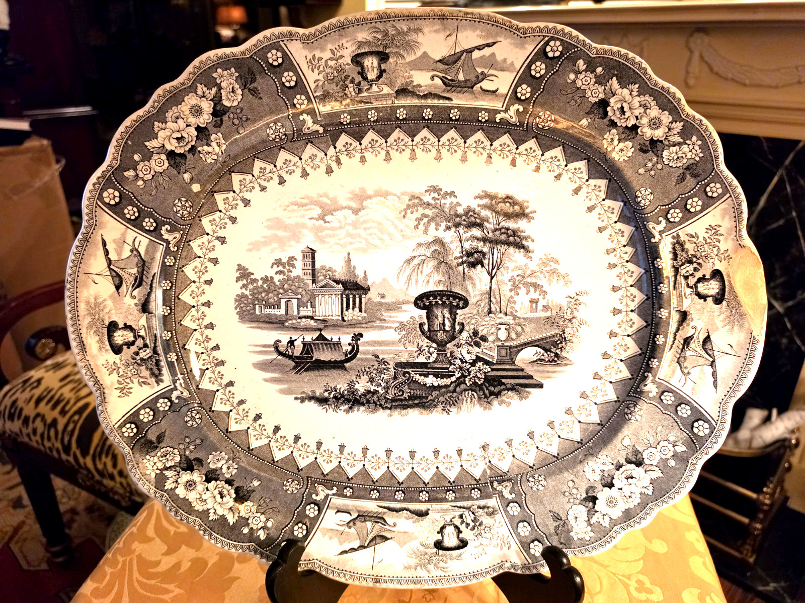 BLACK  STAFFORDSHIRE  TRANSFER-WARE PLATTER  CANOVA, C.1830, 18’’