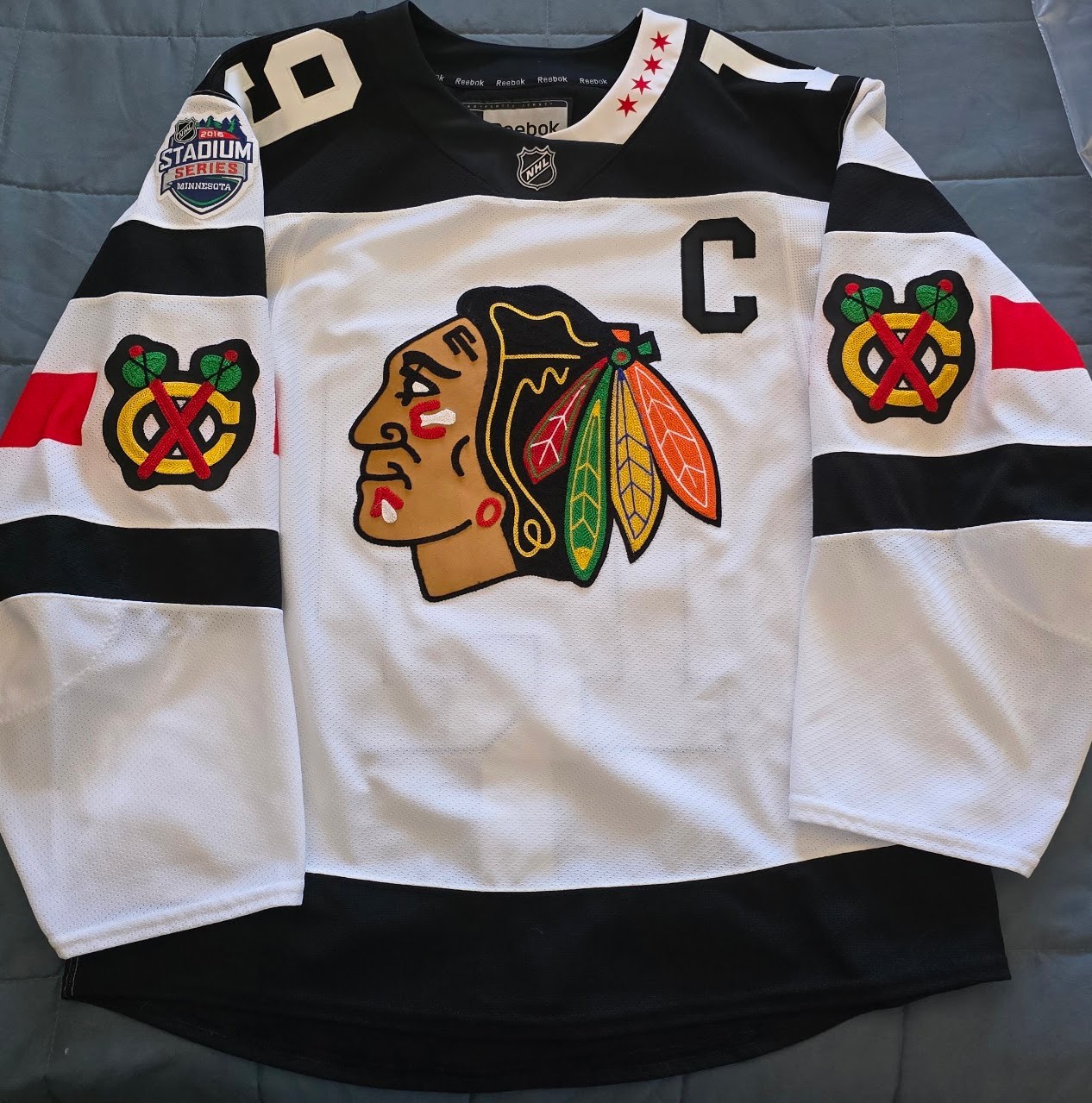 Chicago Blackhawks 2016 Stadium Jonathan Toews Reebok Edge 2.0 Jersey Size 52 