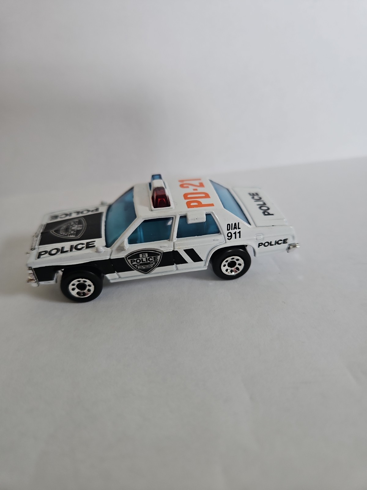 Matchbox Ford LTD Police Car “ Intercom City” HTF GUC Vintage Macau Pd-21 SC1 Matchbox Ford LTD Police Car “ Intercom City” HTF GUC Vintage Macau Pd-21 SC1