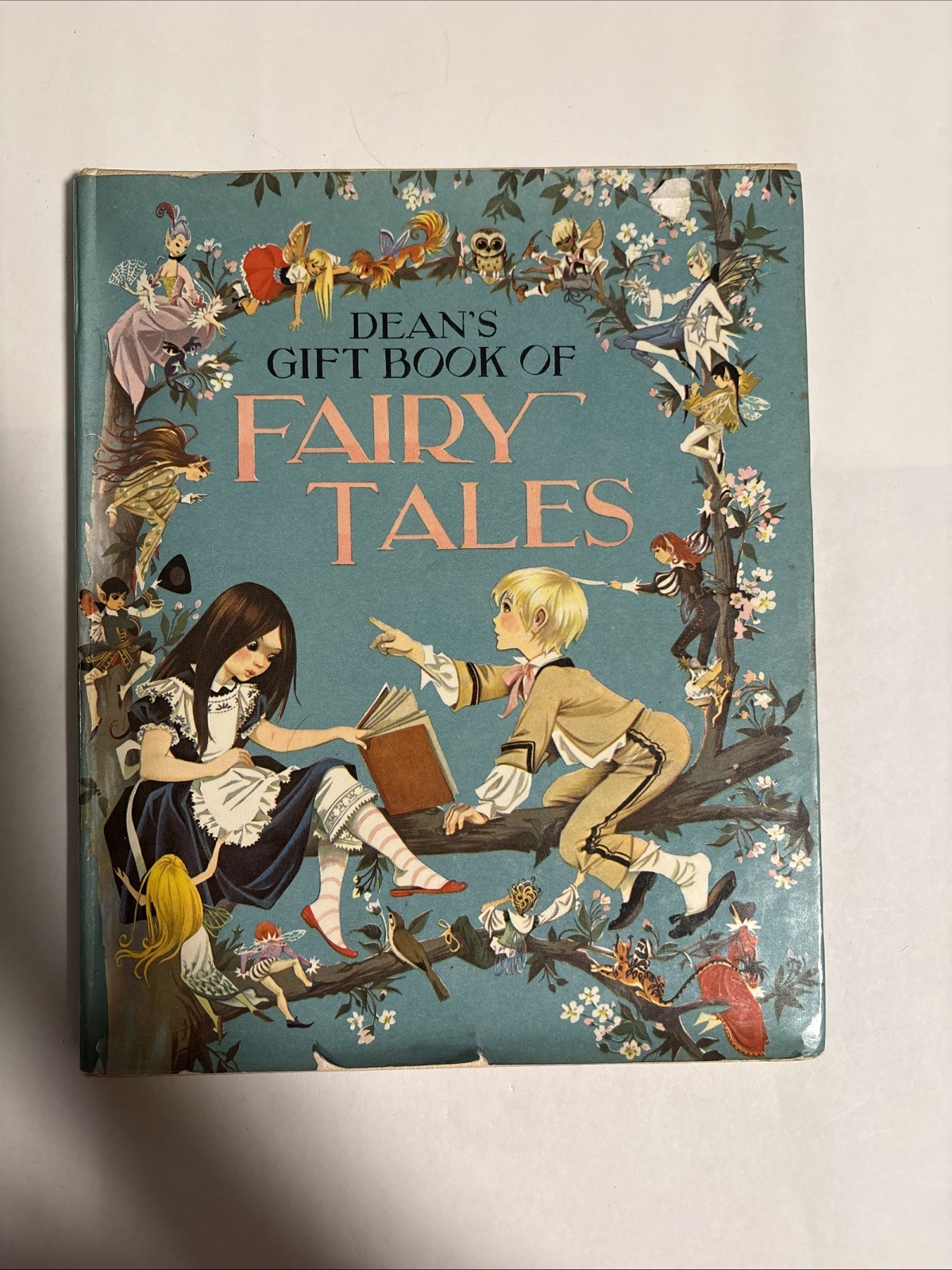 Dean's Gift Book of Fairy Tales,  1967 UK (Janet & Anne Grahame Johnstone) Cover