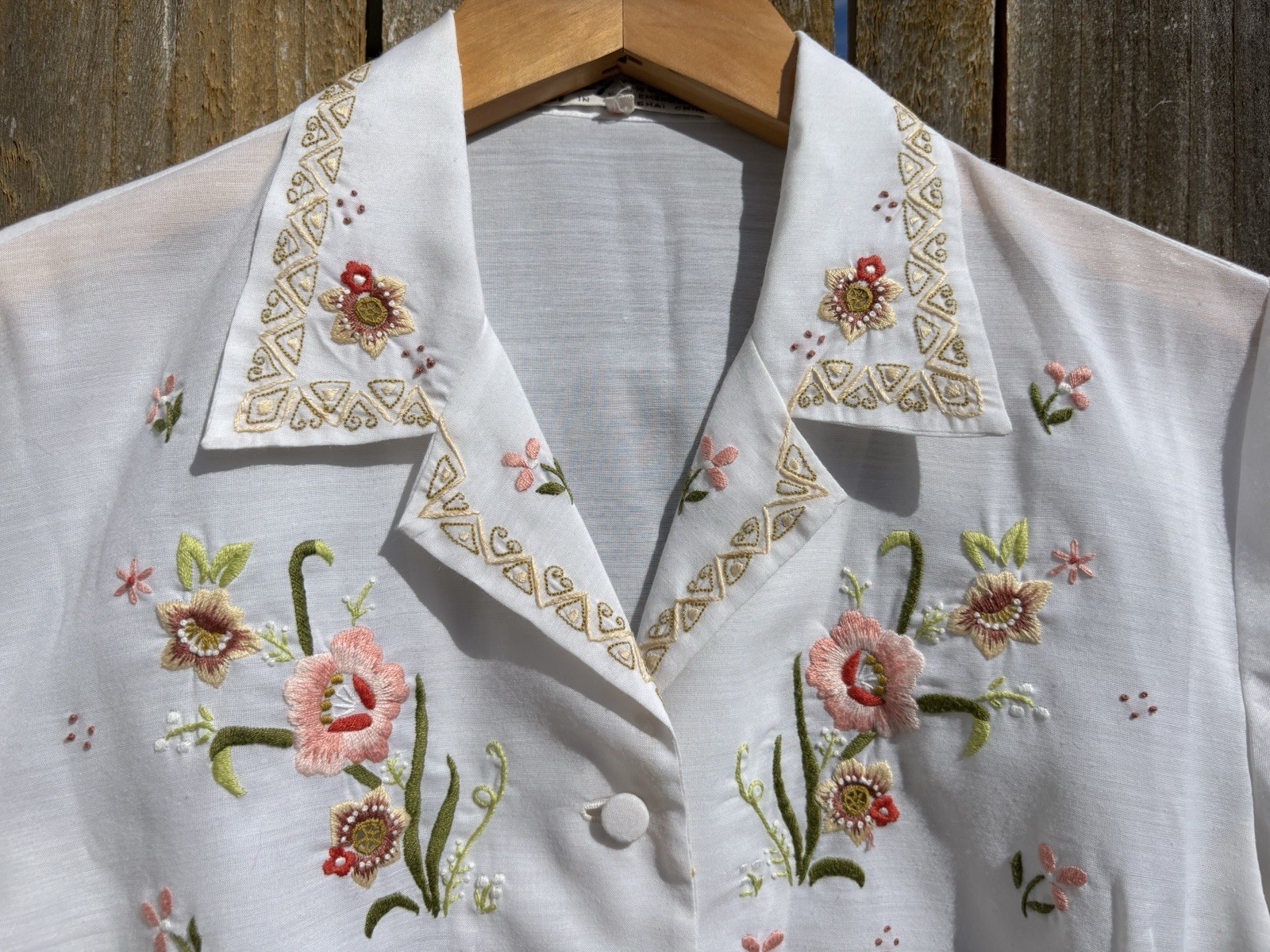 Vintage 60s/70s button-down shirt, Hand Embroidered, Floral, Geometric, Size S