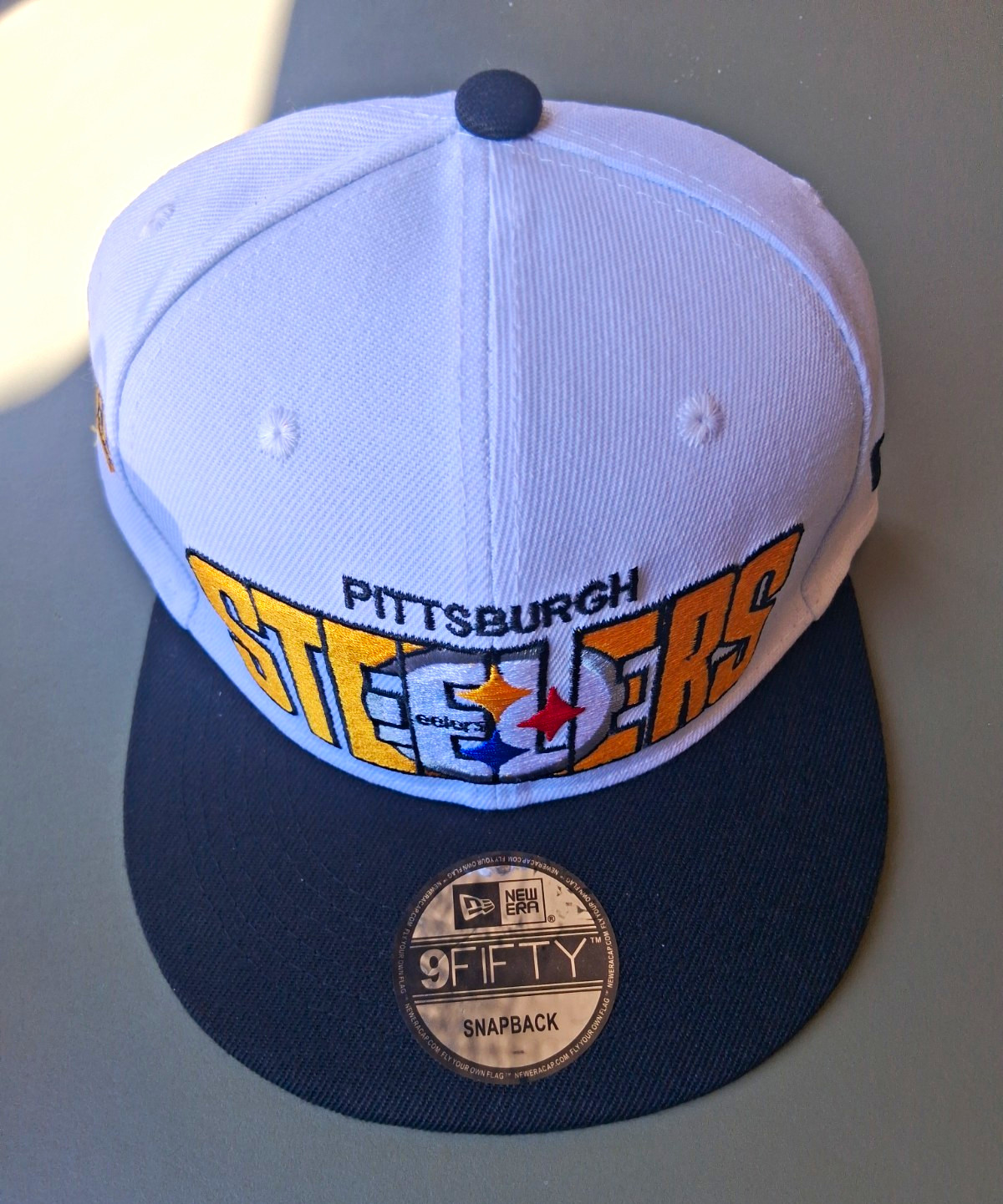 New Era Pittsburgh Steelers NFL 9FIFTY Snapback Cap White Black Yellow One Size New Era Pittsburgh Steelers NFL 9FIFTY Snapback Cap White Black Yellow One Size