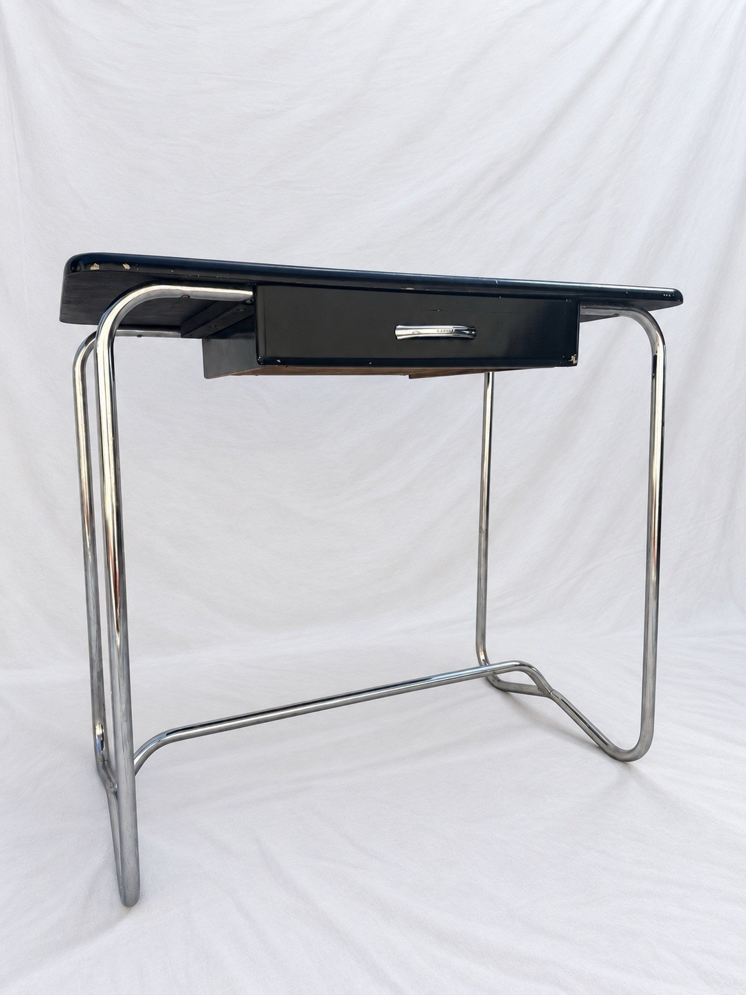 1930’s KEM Weber Machine Age Art Deco Desk For Lloyd 1930’s KEM Weber Machine Age Art Deco Desk For Lloyd
