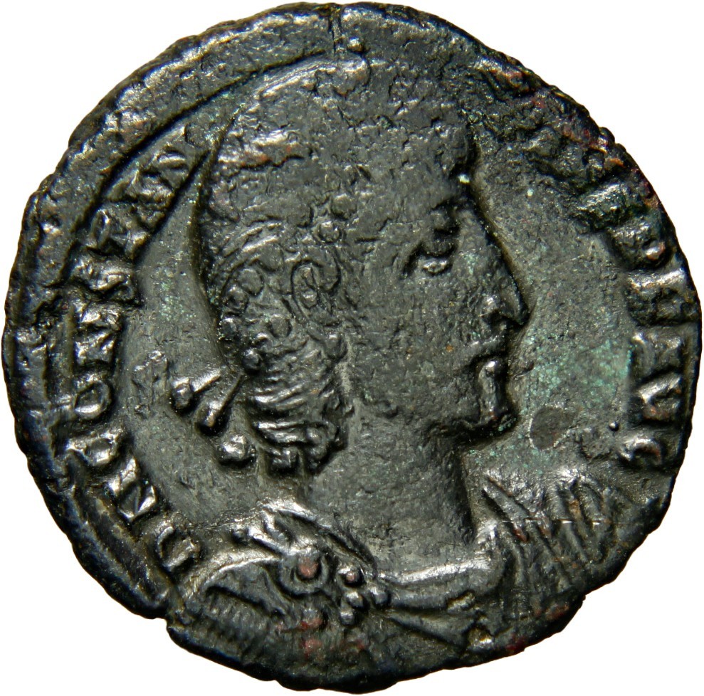 Attractive with Silvering Constantius II. AD 337-361. Æ Half Centenionalis Coin Attractive with Silvering Constantius II. AD 337-361. Æ Half Centenionalis Coin