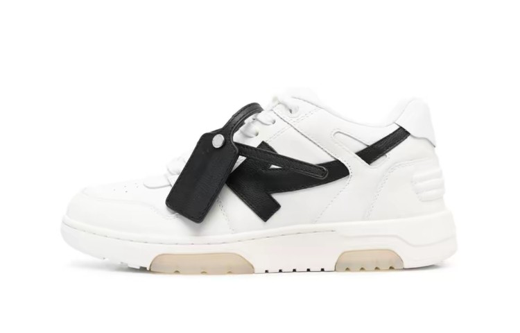 OFF-WHITE Out of Ofhce White,Black